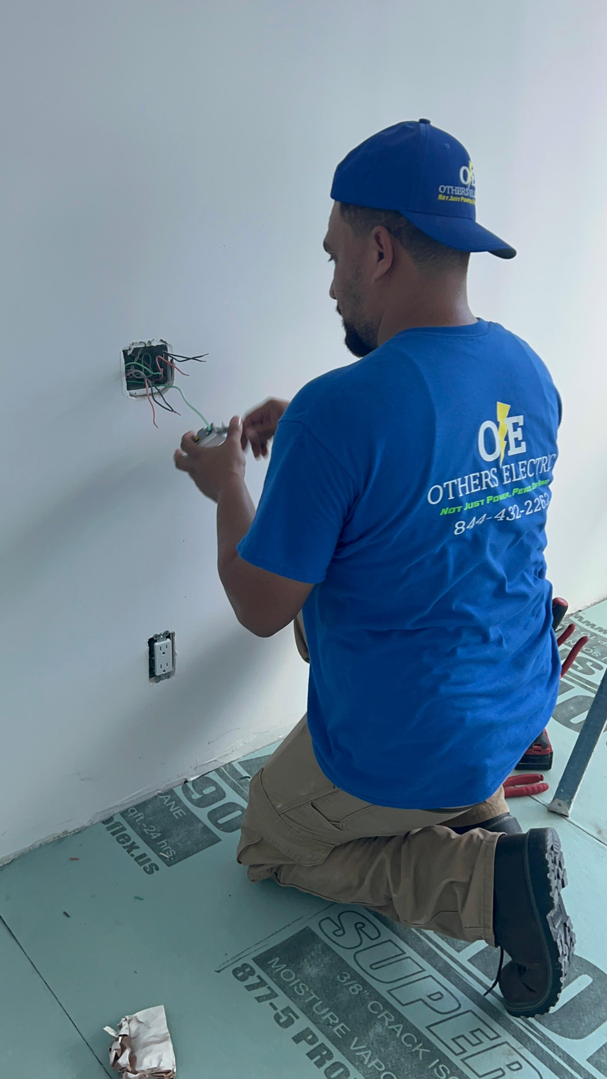 Others Electric, Inc. Image