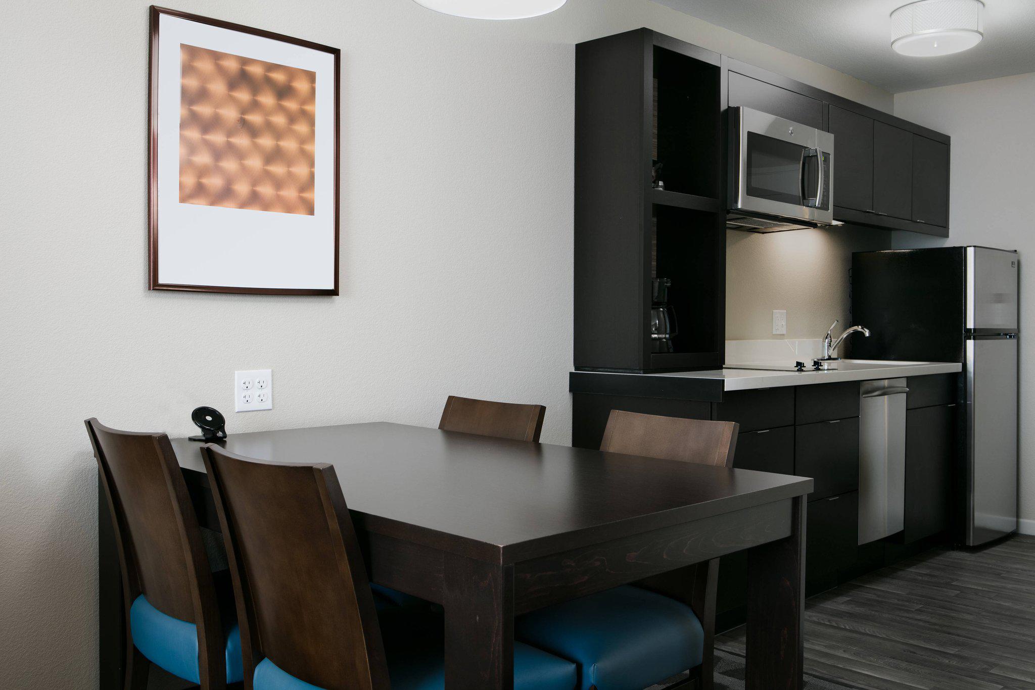 TownePlace Suites by Marriott Kansas City Airport Photo