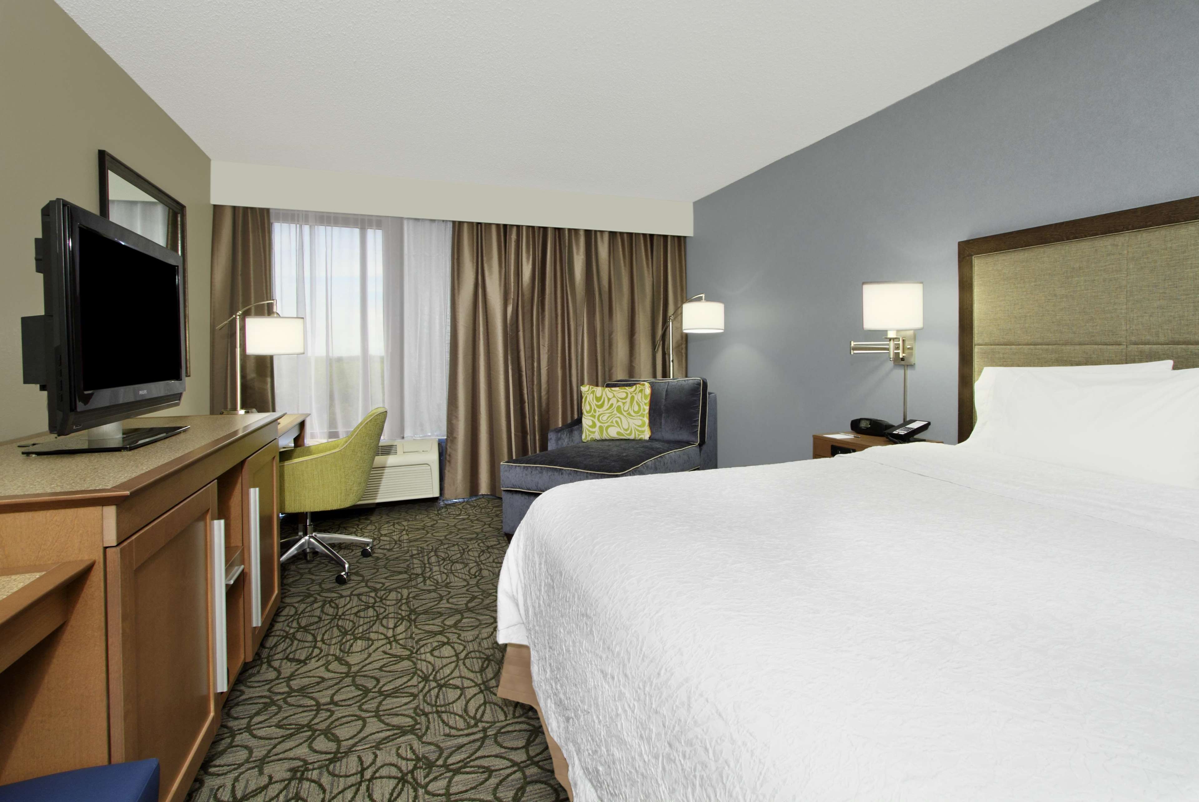 Hampton Inn Austin/Airport Area South Photo