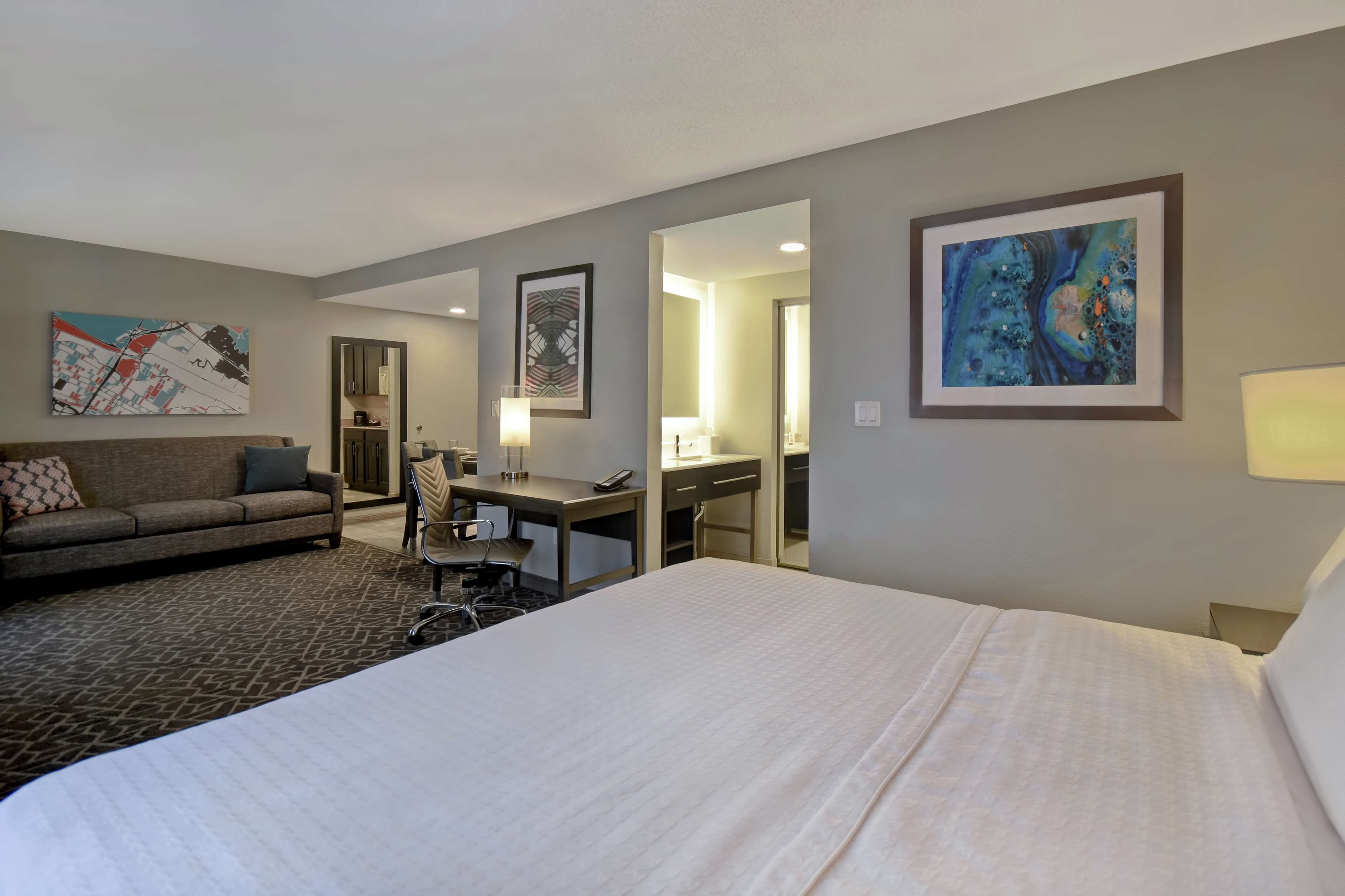 Homewood Suites by Hilton Edgewater-NYC Area Photo