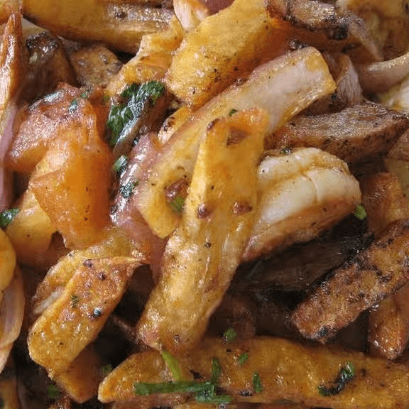 Pollo Saltado Con Camarones