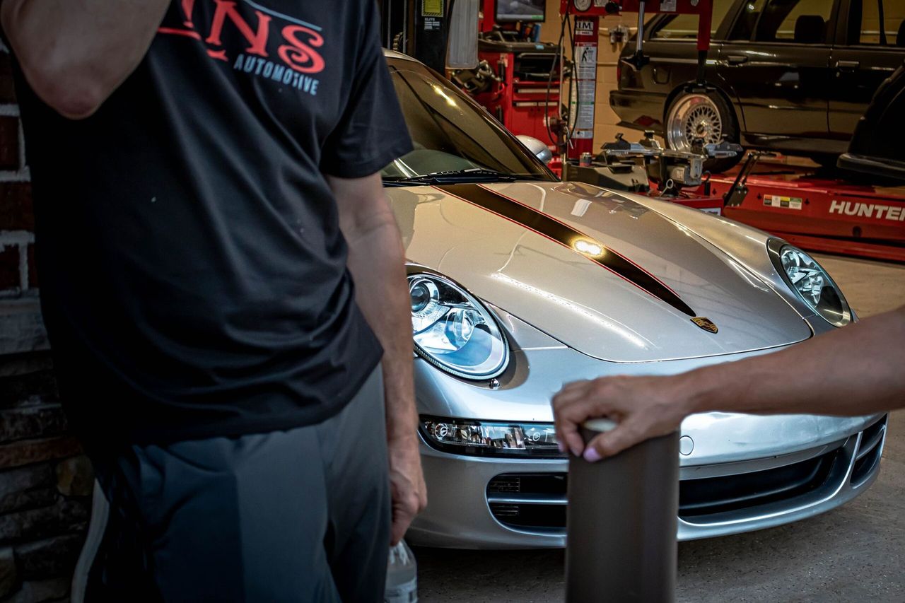 Lins Automotive Image