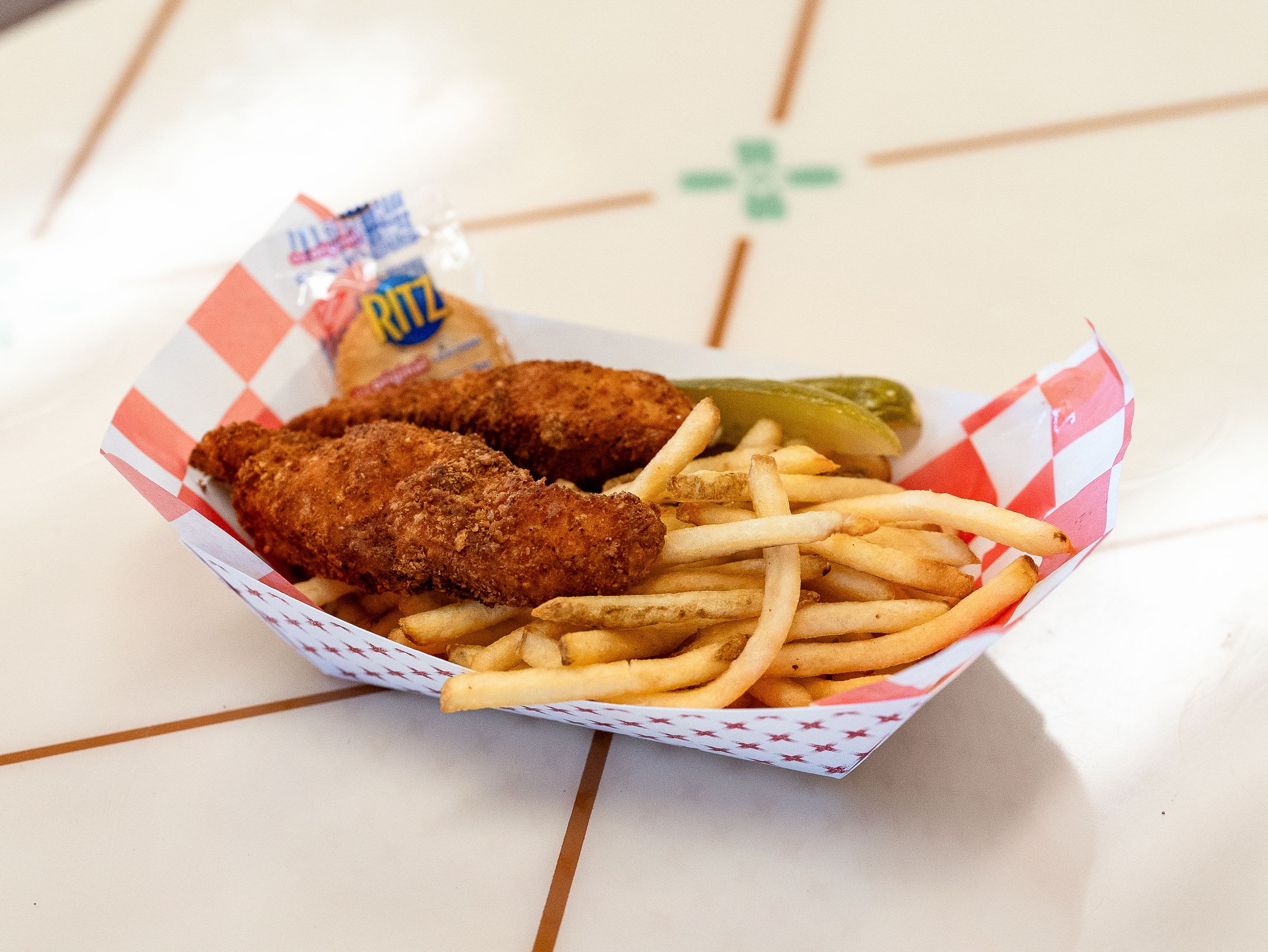 Ritz Finger Basket