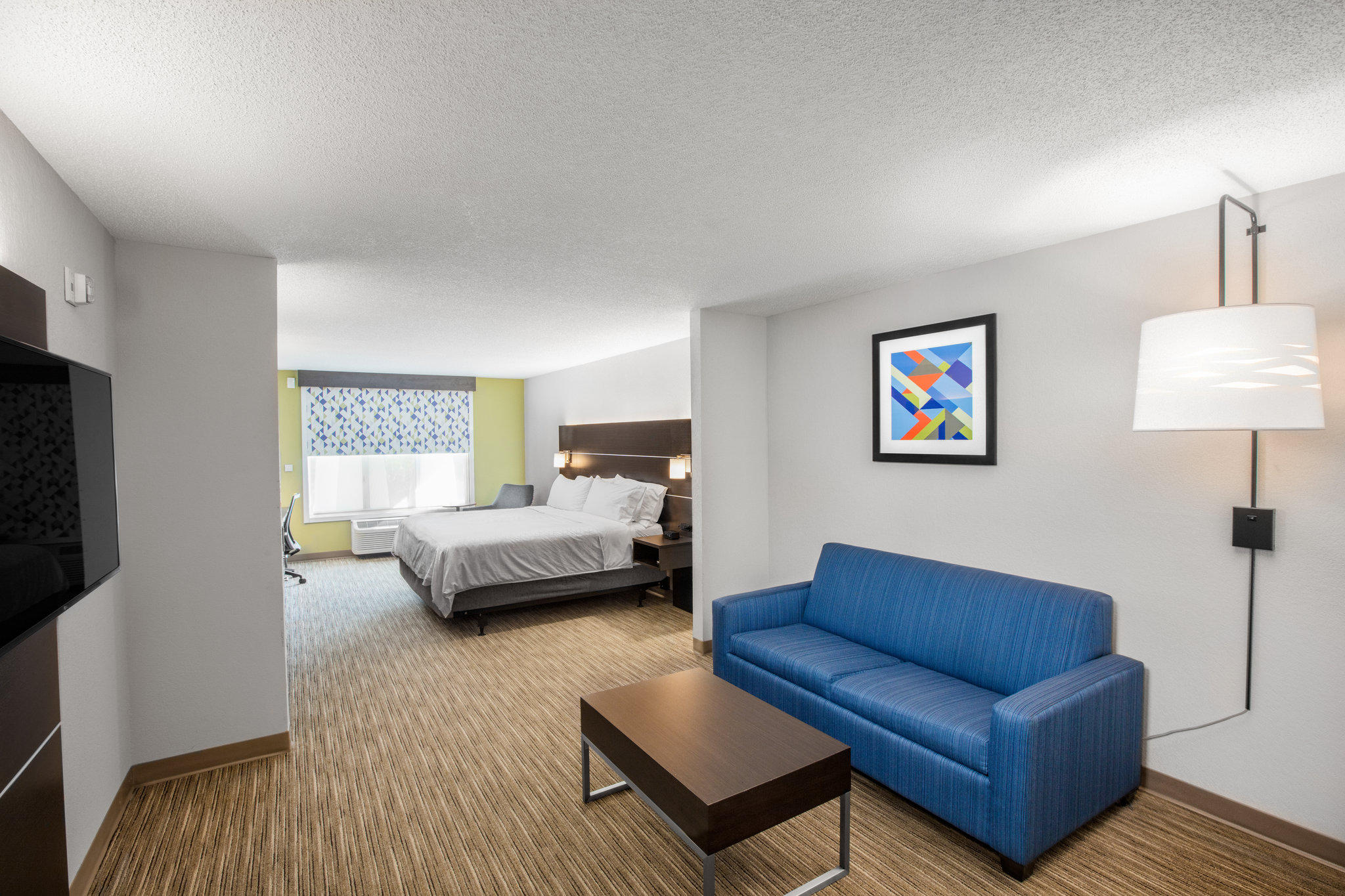 Holiday Inn Express & Suites Altoona-Des Moines Photo