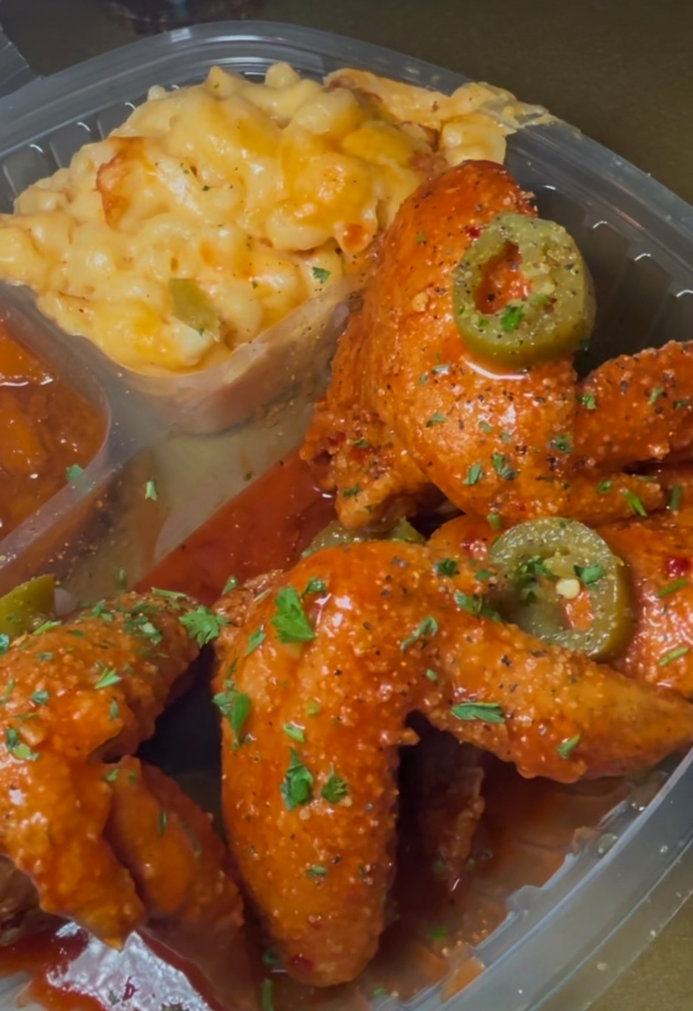 226 WINGS