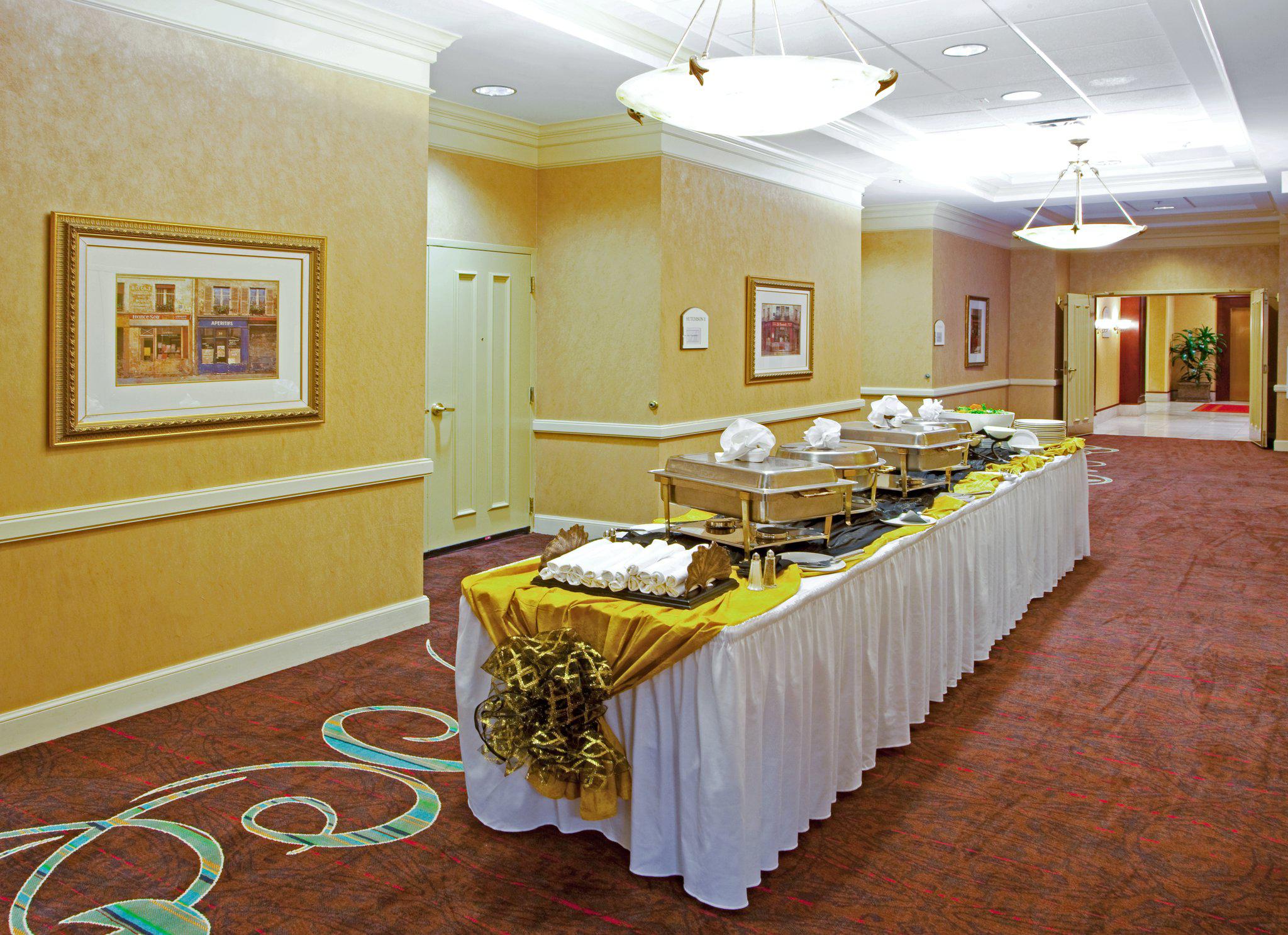 Holiday Inn Chantilly-Dulles Expo (Arpt) Photo