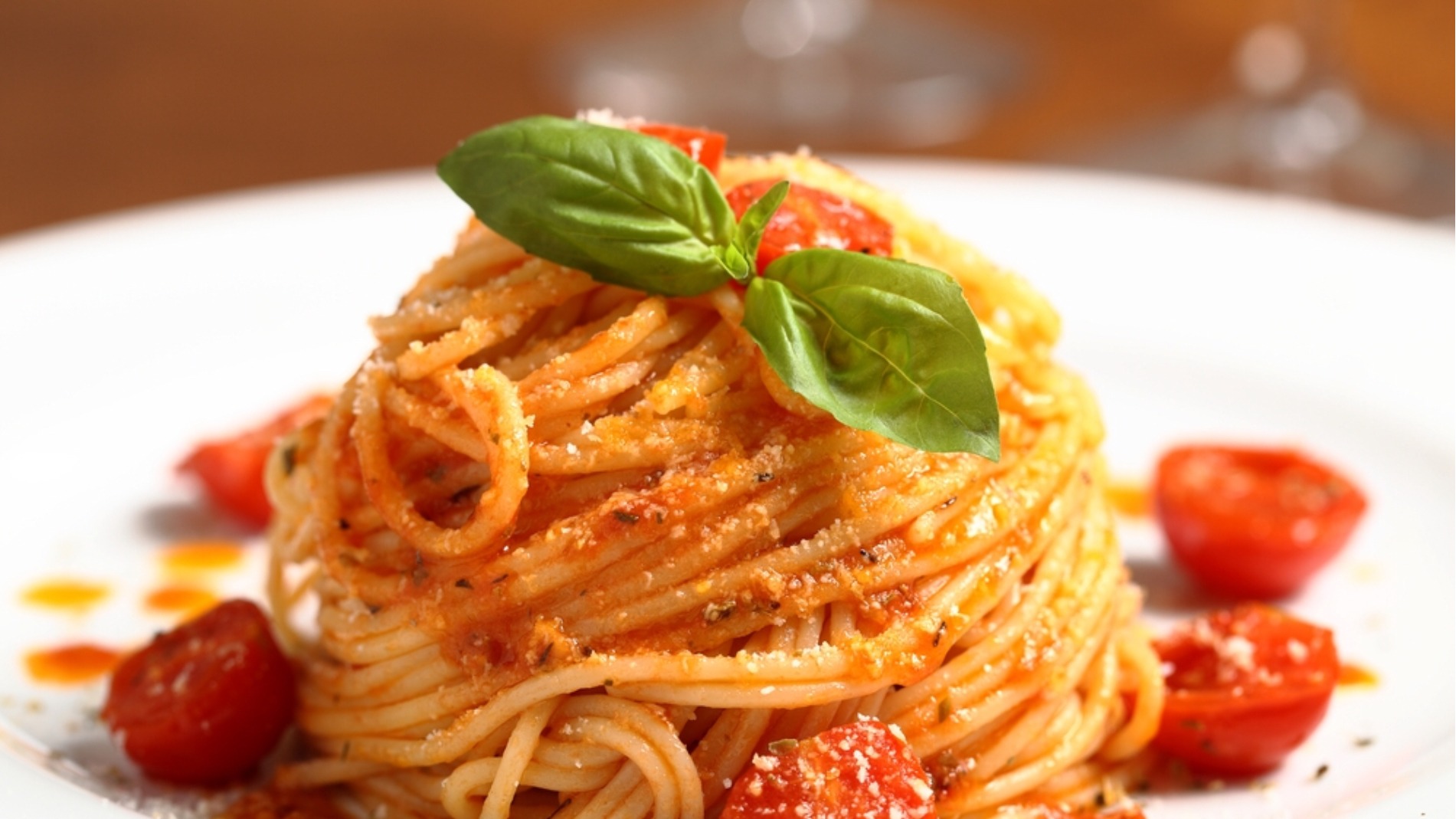2 Spaghetti Tomato Sauce