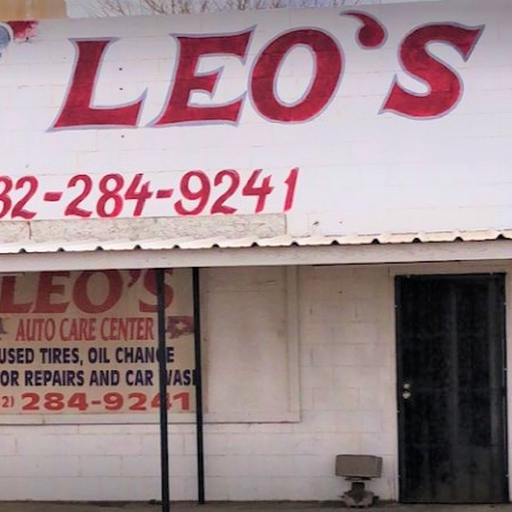 Leo&apos;s Auto Care Center Logo