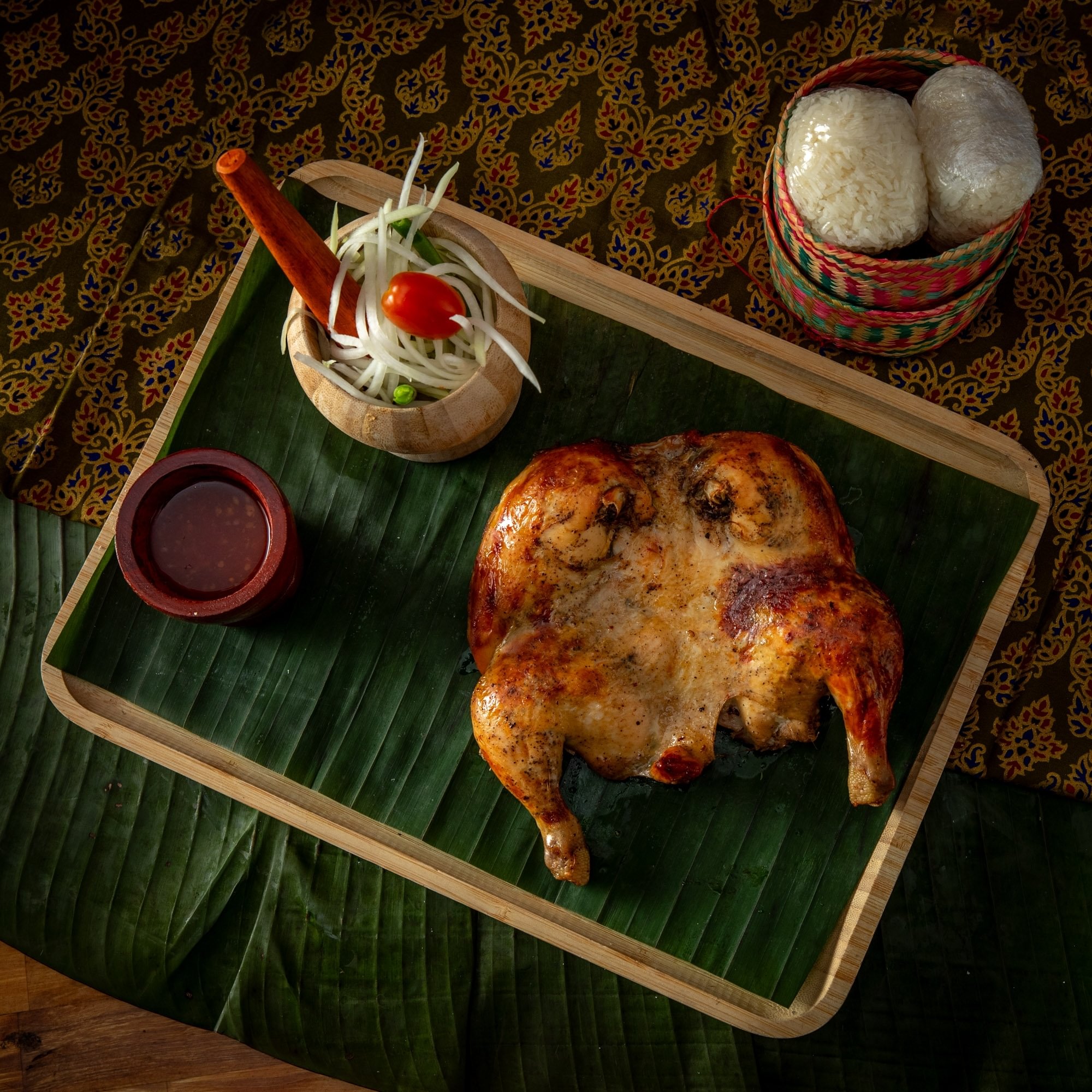 Gai Yang Vichean Buri (Whole Chicken Combo with Som Tum)