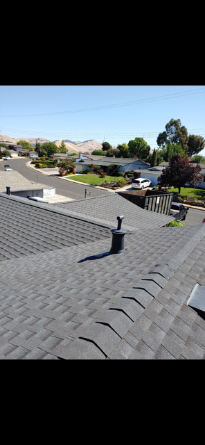 SOS Roofing Company Image