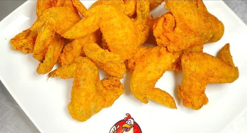 8 Chicken Wings