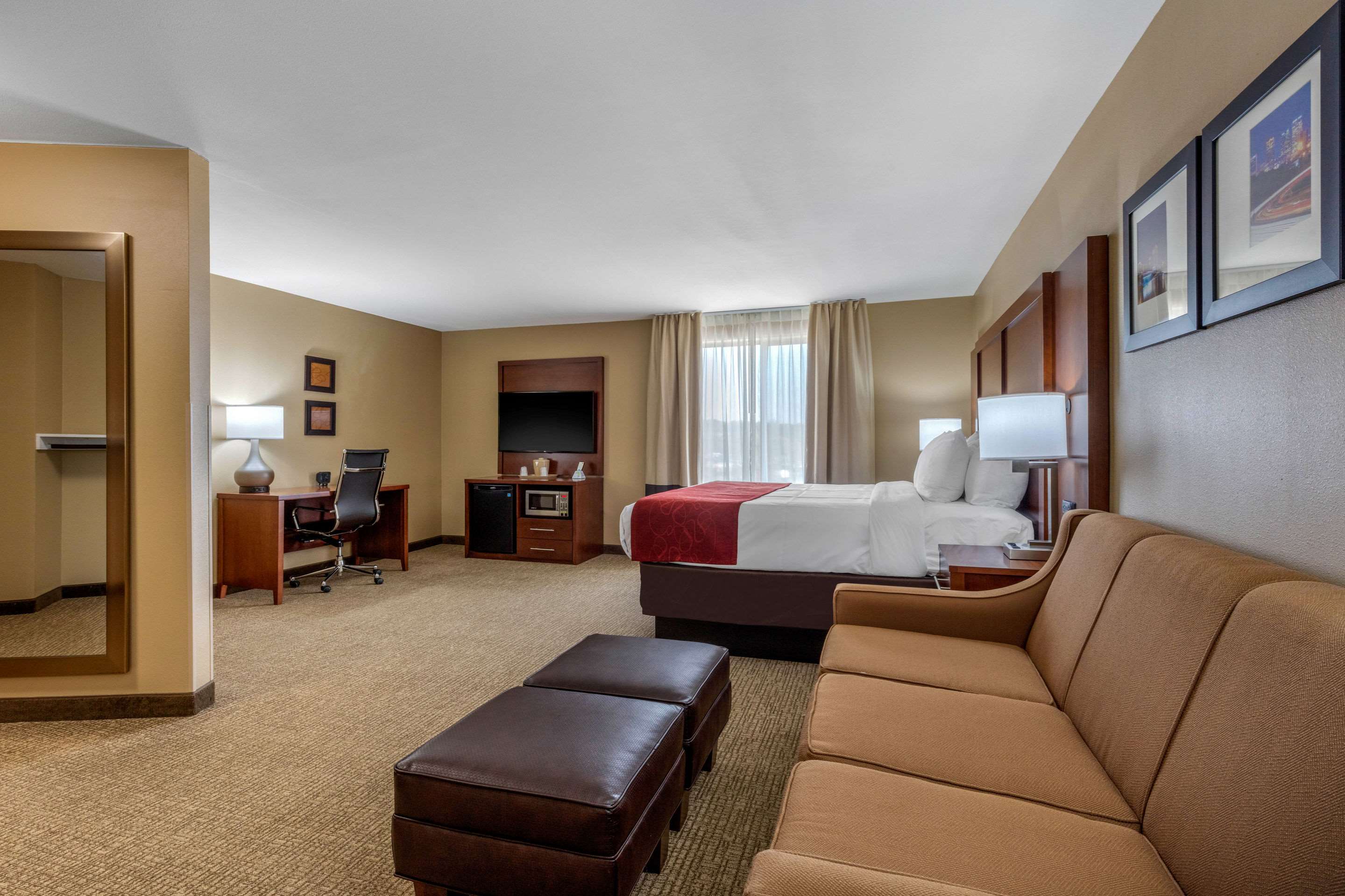 Comfort Suites Pelham Hoover I-65 Photo