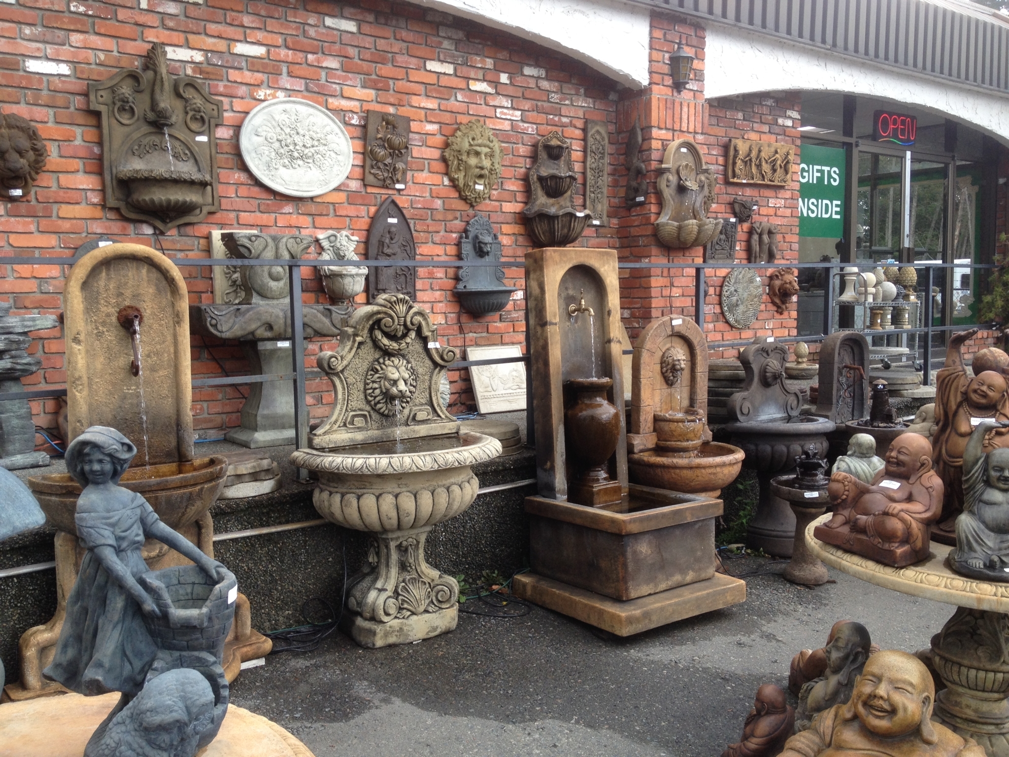 Images Classic Rock Garden Ornaments Ltd