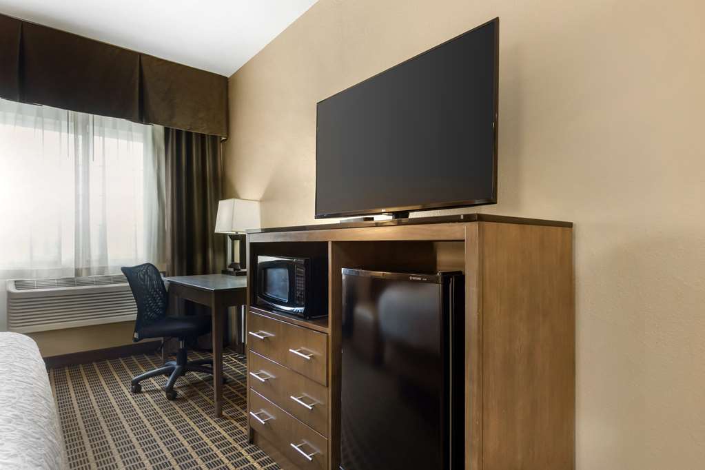 Best Western Plus Yakima Hotel Image