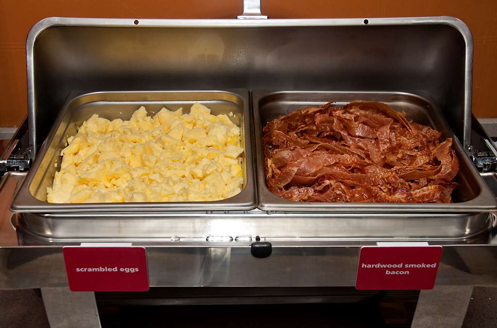 Hampton Inn & Suites Ada Image