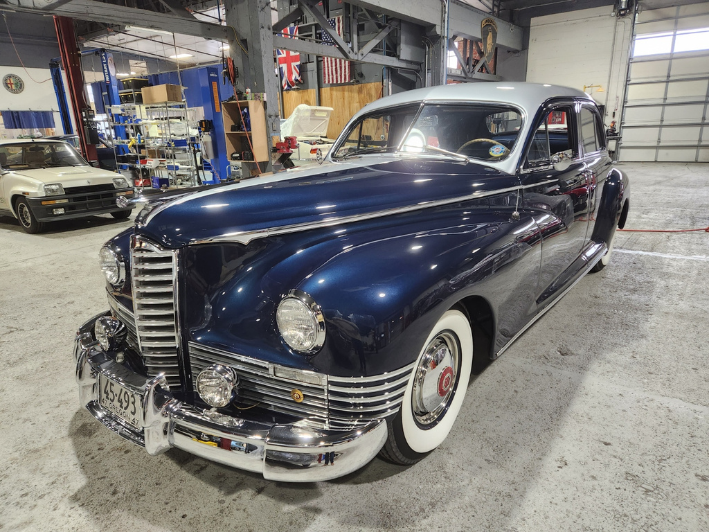 Vintage Underground (Showroom) Image