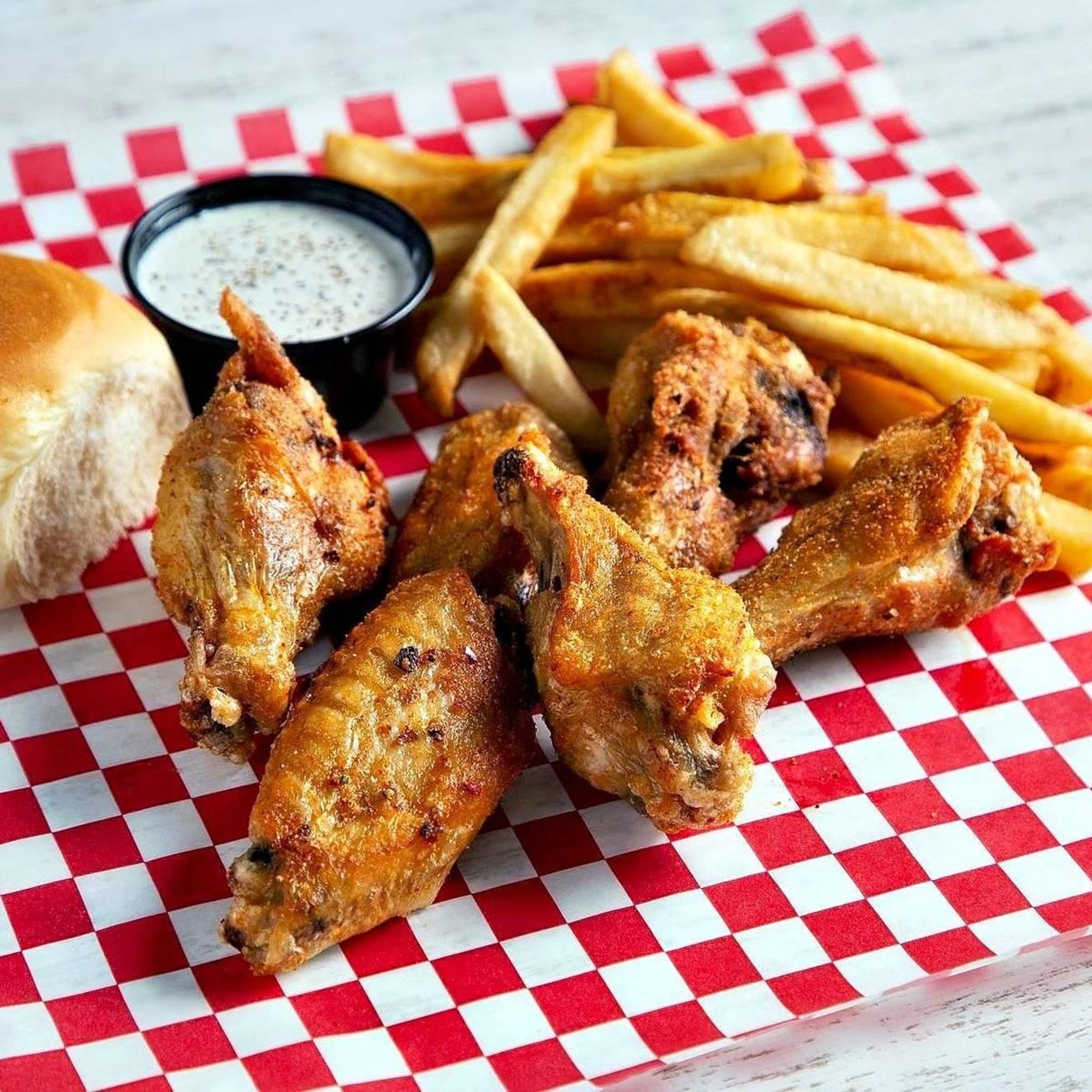 15 PC Wing Box — The Mixtape