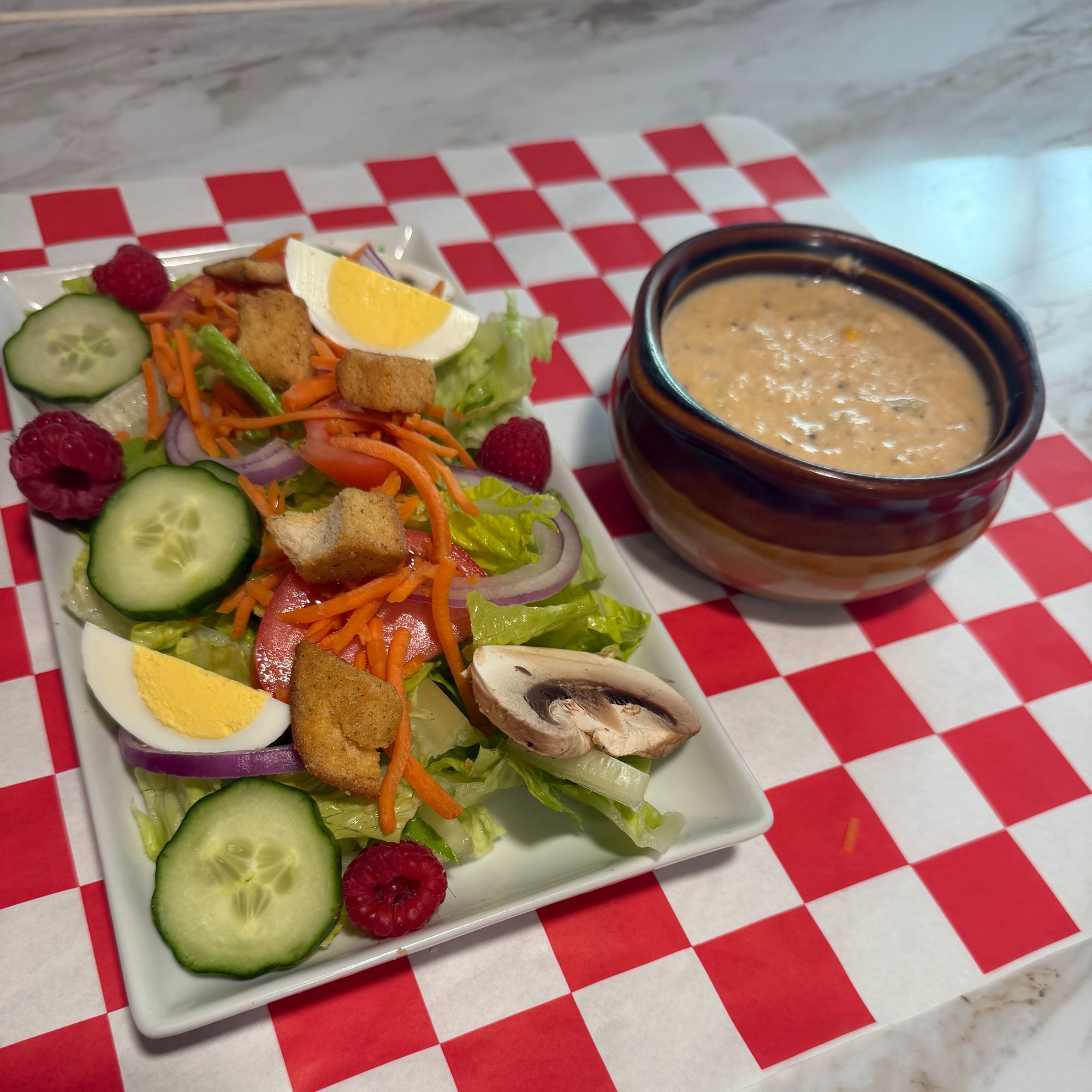 Cup of Soup & Salad Bar