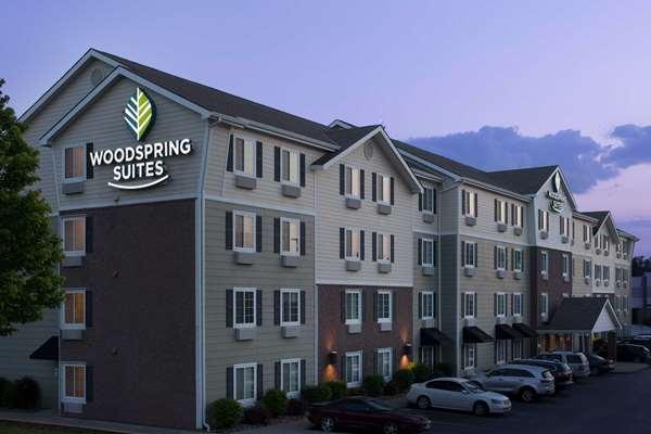 WoodSpring Suites Kansas City Liberty Image