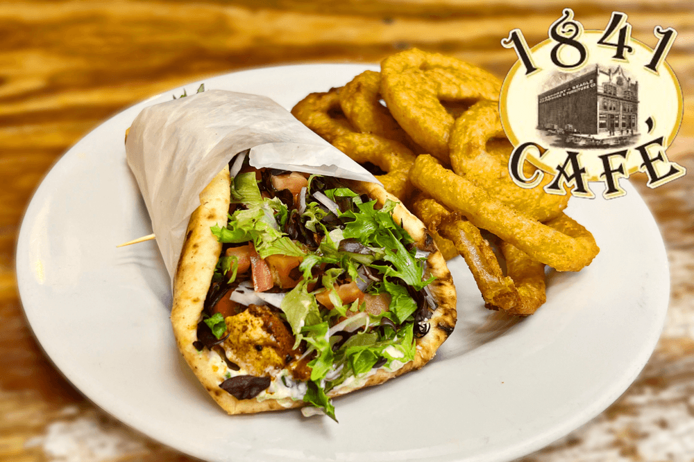 "The Rec" Blackened Chicken Pita