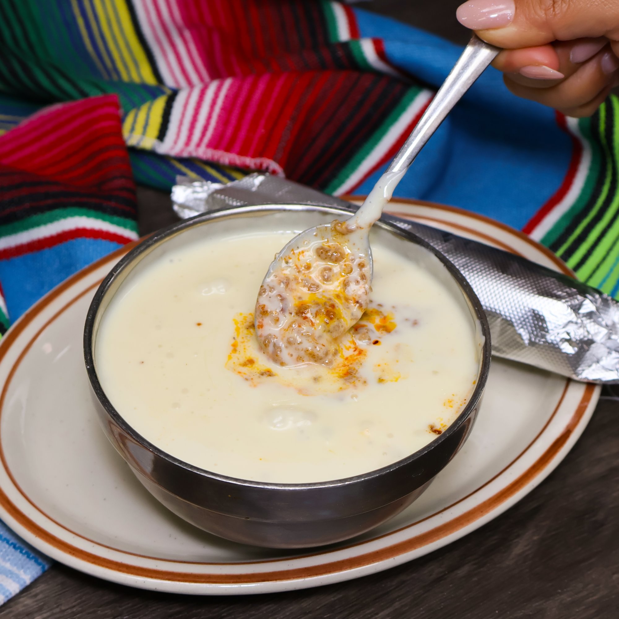 Queso Fundido Con Chorizo