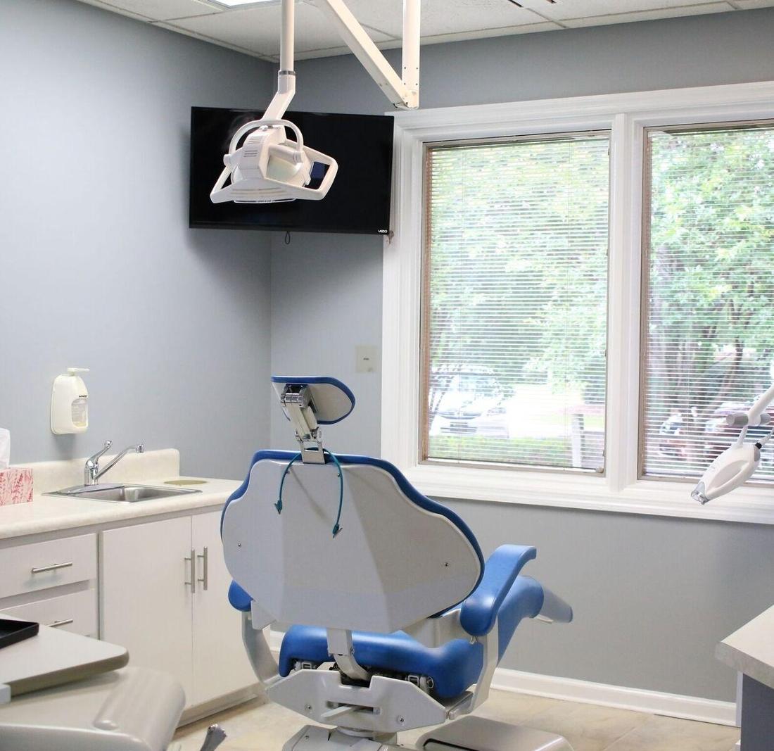 King Dental: David King, DMD Photo