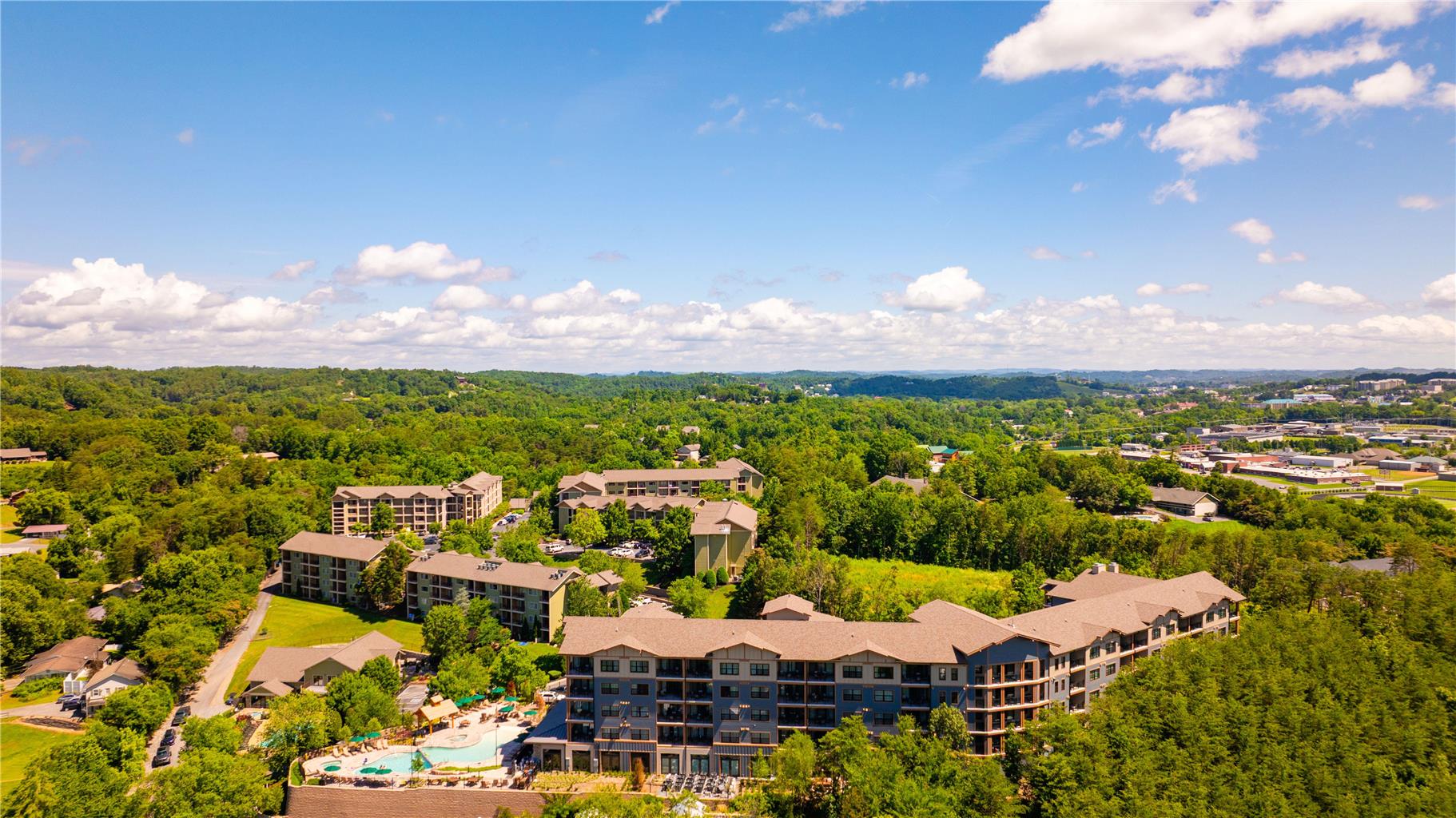 Hilton Vacation Club Laurel Crest Pigeon Forge Image