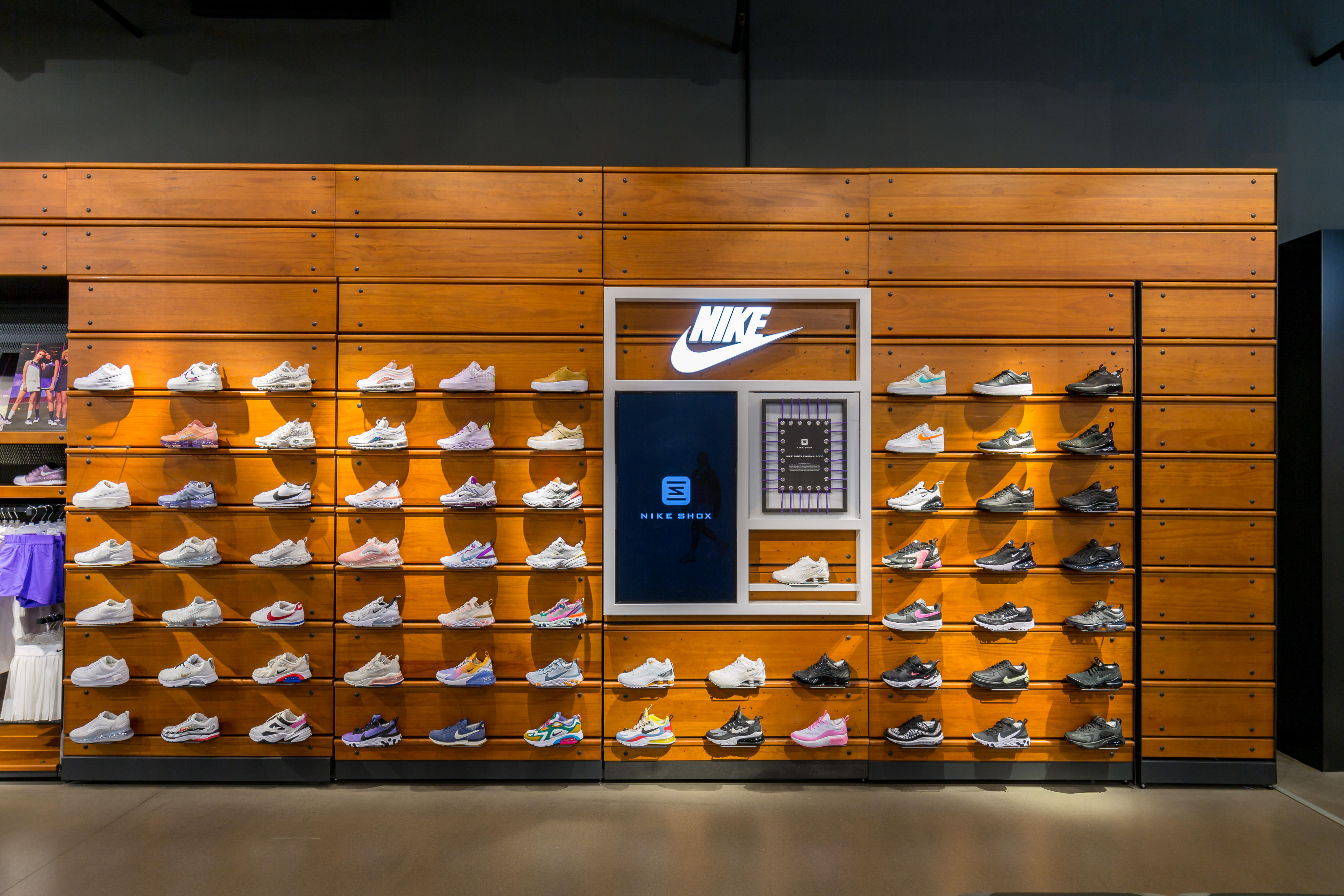 Nike Store Portal de l'Ángel | Ropa Deporte Páginas Amarillas