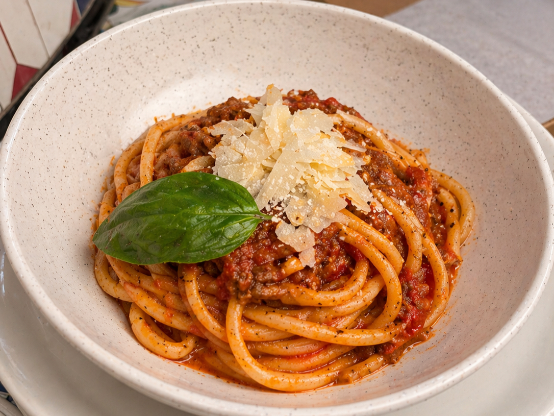 Bucatini al Ragù Bolognese