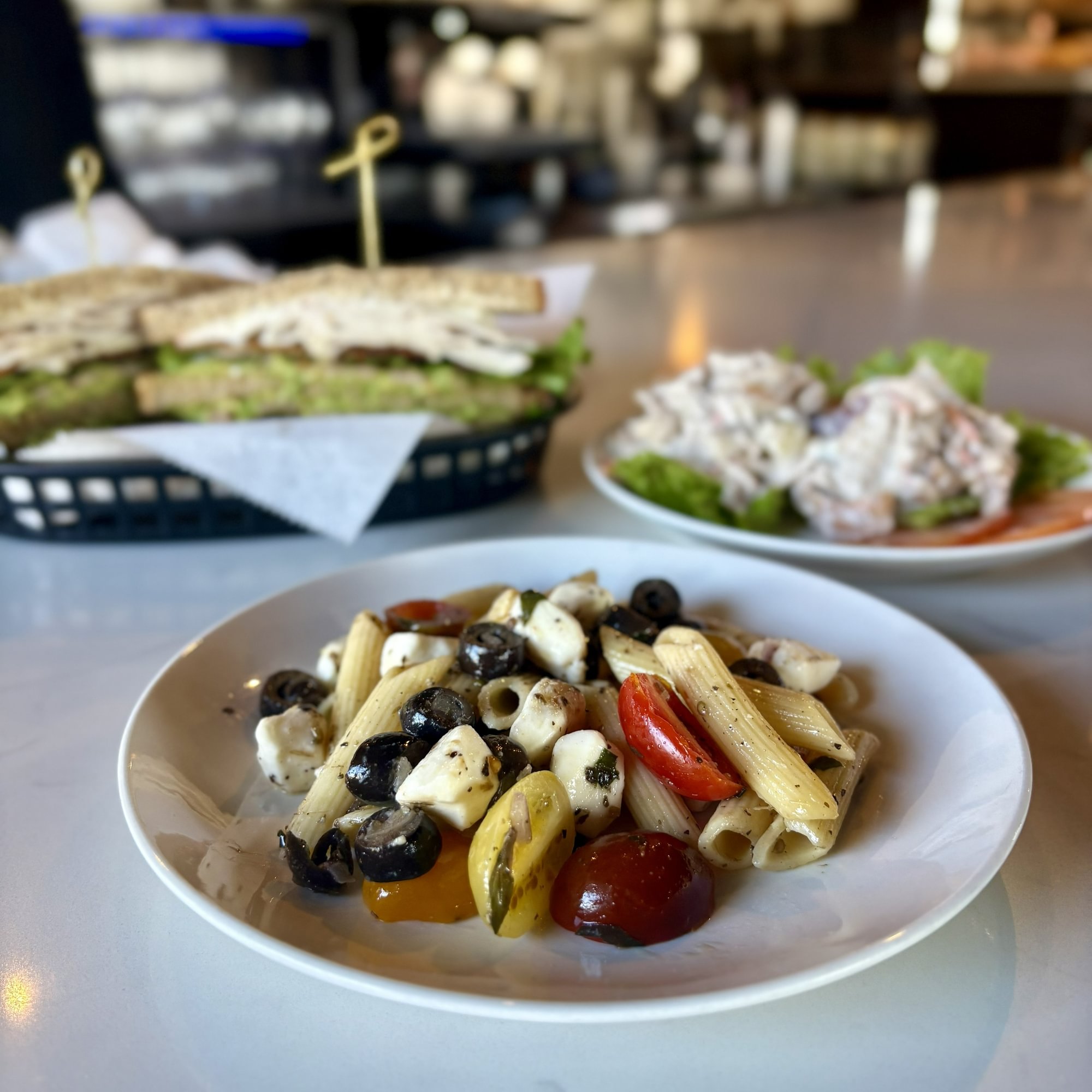 MOZZ + PENNE PASTA SALAD BULK - 32oz