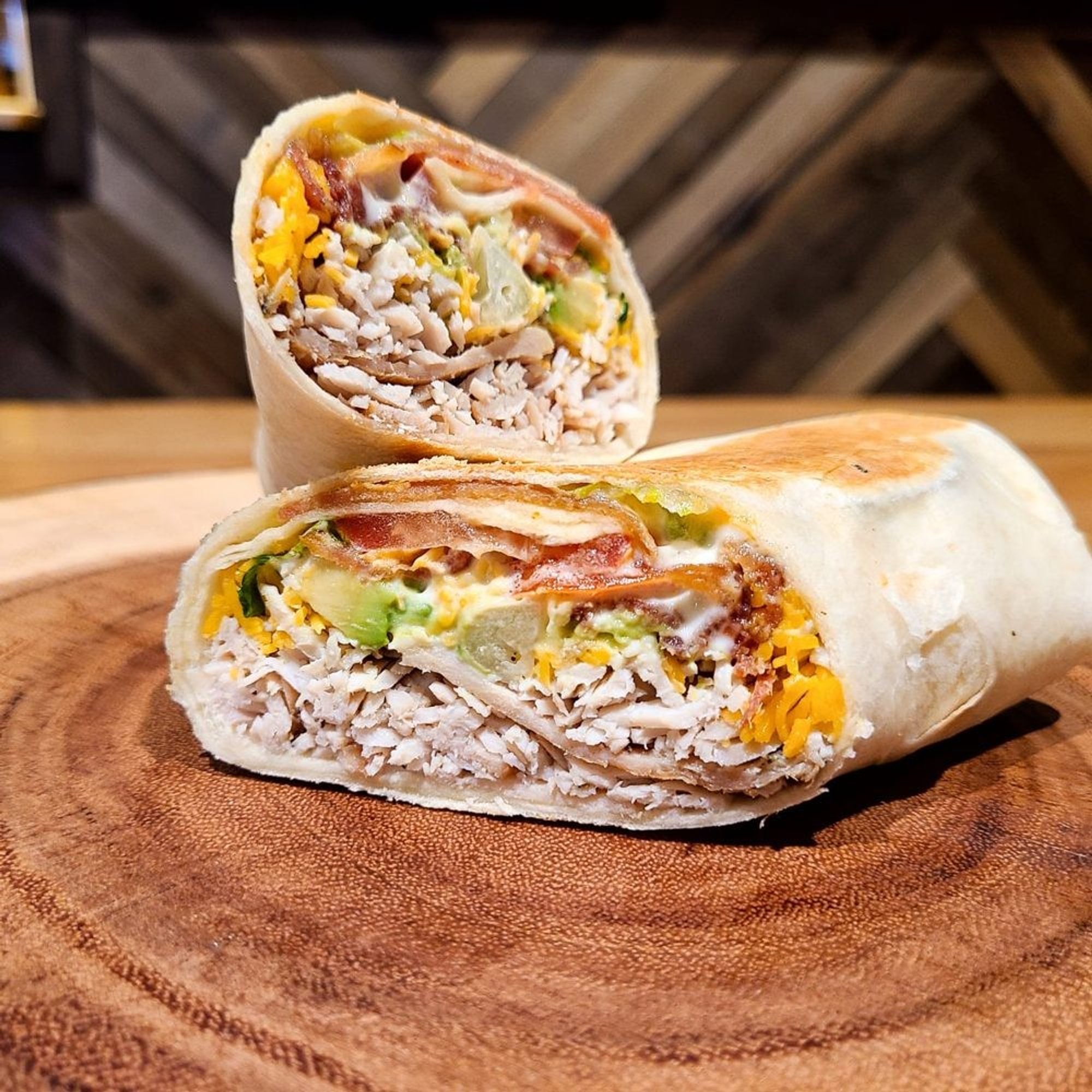 BUFFALO CHICKEN BACON RANCH WRAP