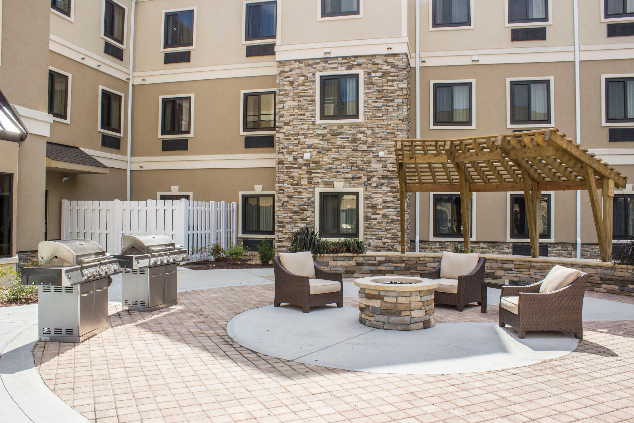 Staybridge Suites Jacksonville-Camp Lejeune Area Photo