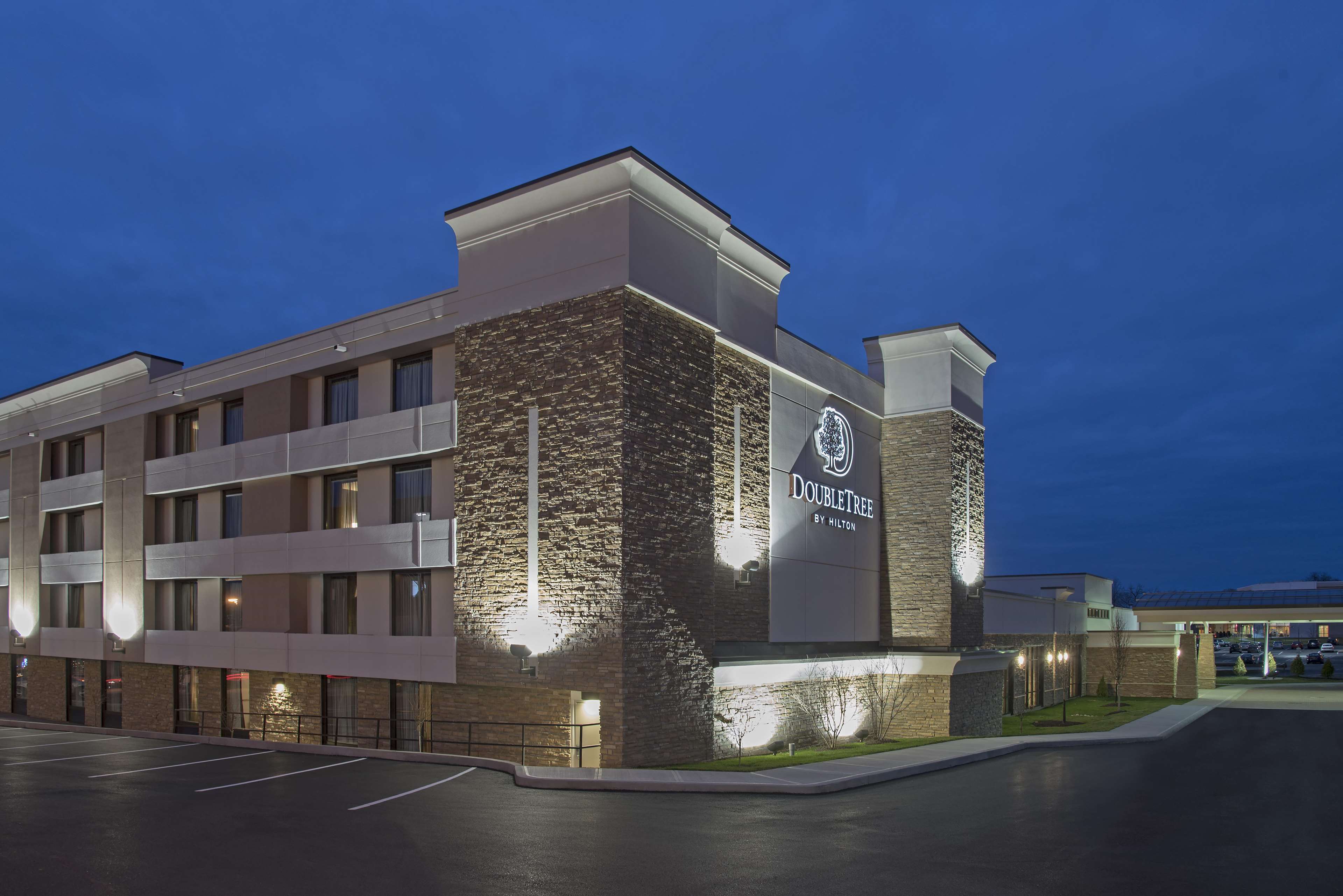 DoubleTree by Hilton Hotel Schenectady Photo