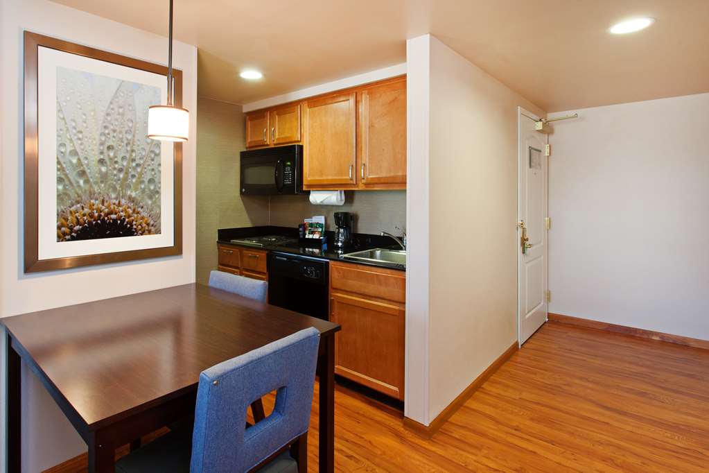 Homewood Suites by Hilton Fairfield-Napa Valley Area Image