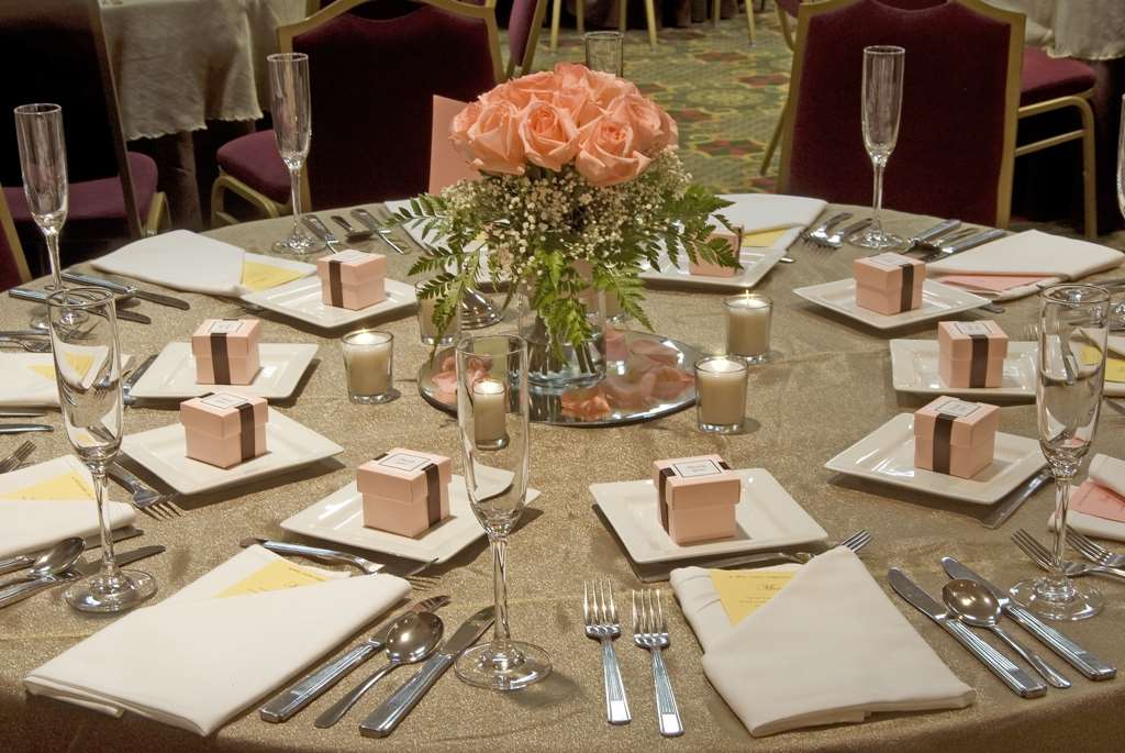 Embassy Suites by Hilton Baltimore at BWI Airport Image