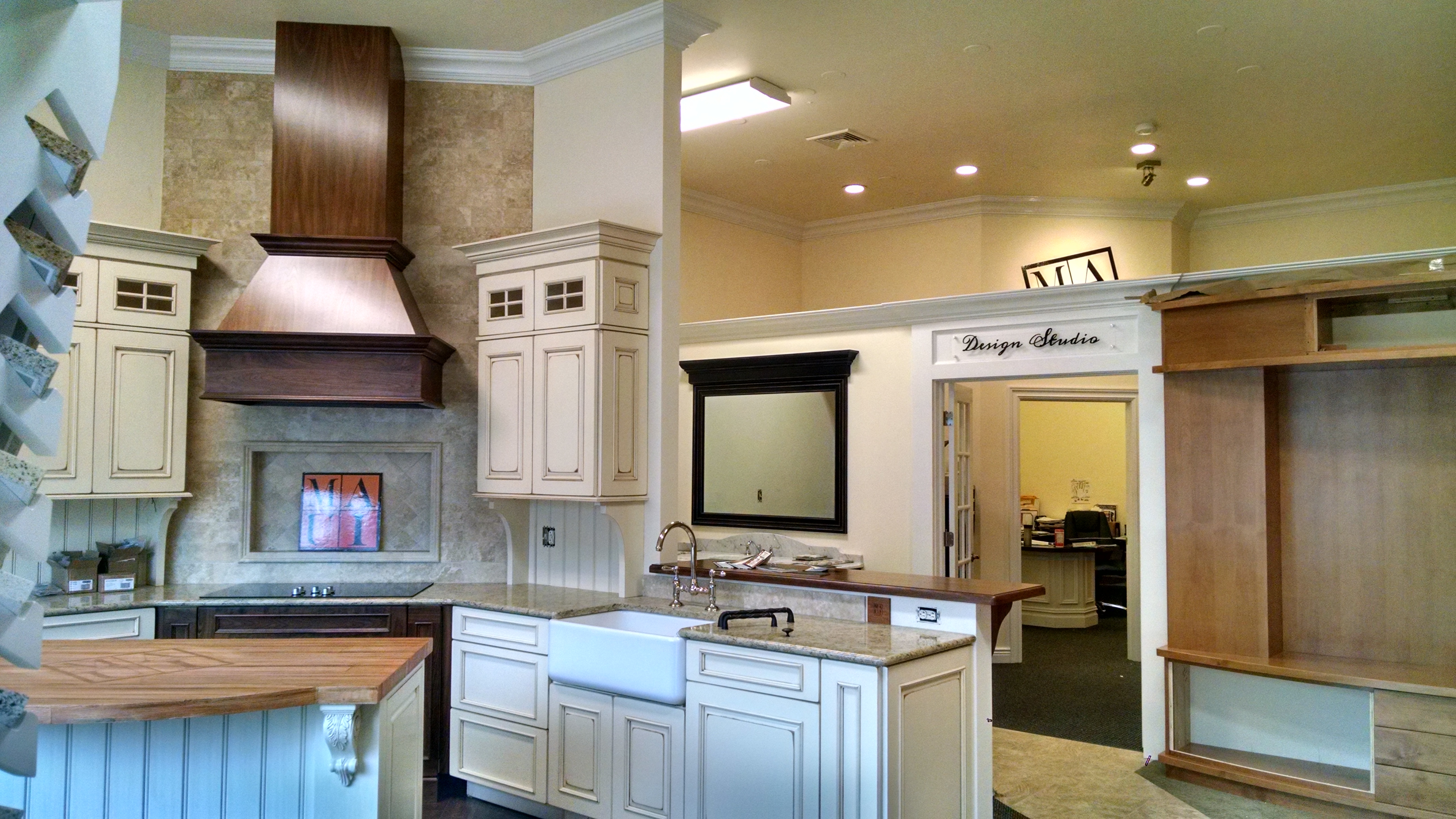 Maui Kitchens Inc. Image