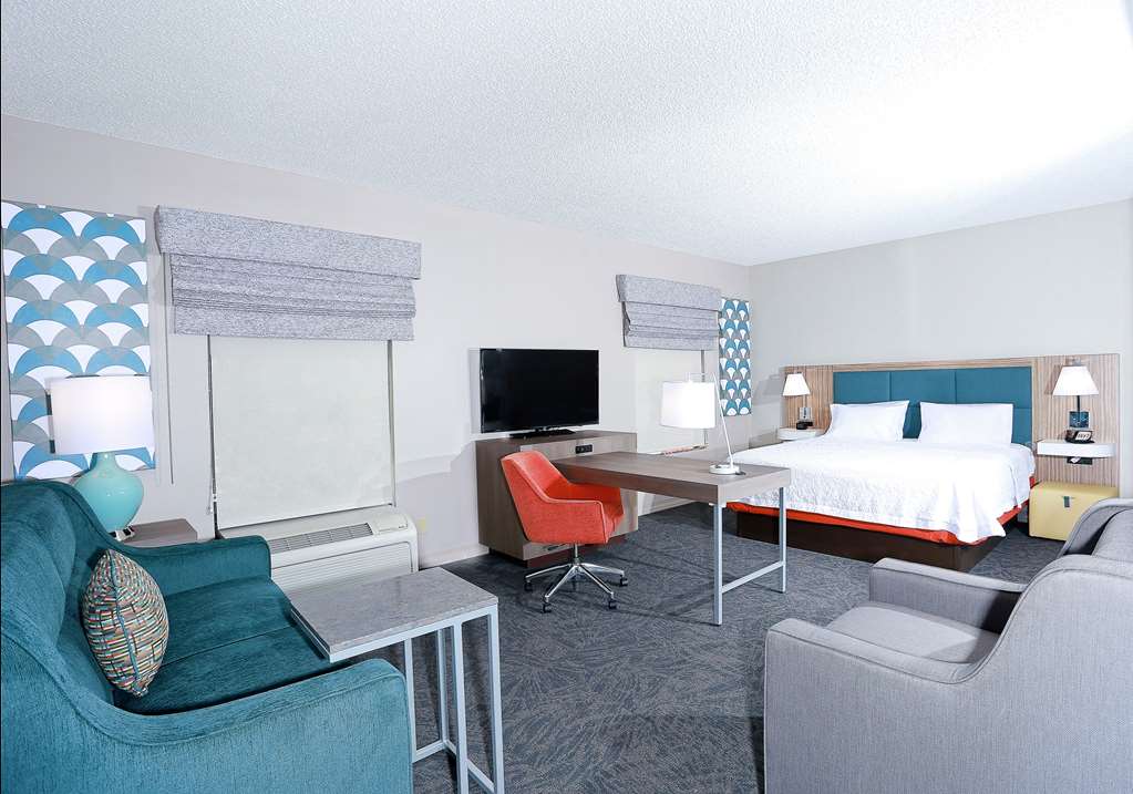 Hampton Inn & Suites Tampa-Wesley Chapel Image