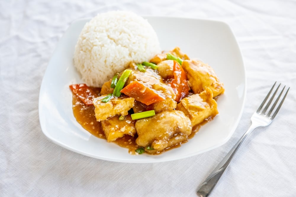 Fish Fillet with Tofu over Rice 鱼片豆腐饭