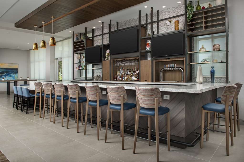 Hilton Garden Inn Pensacola Downtown Image