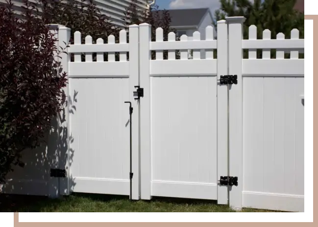 Fence Gates (Aluminum, Vinyl & Wood Options)