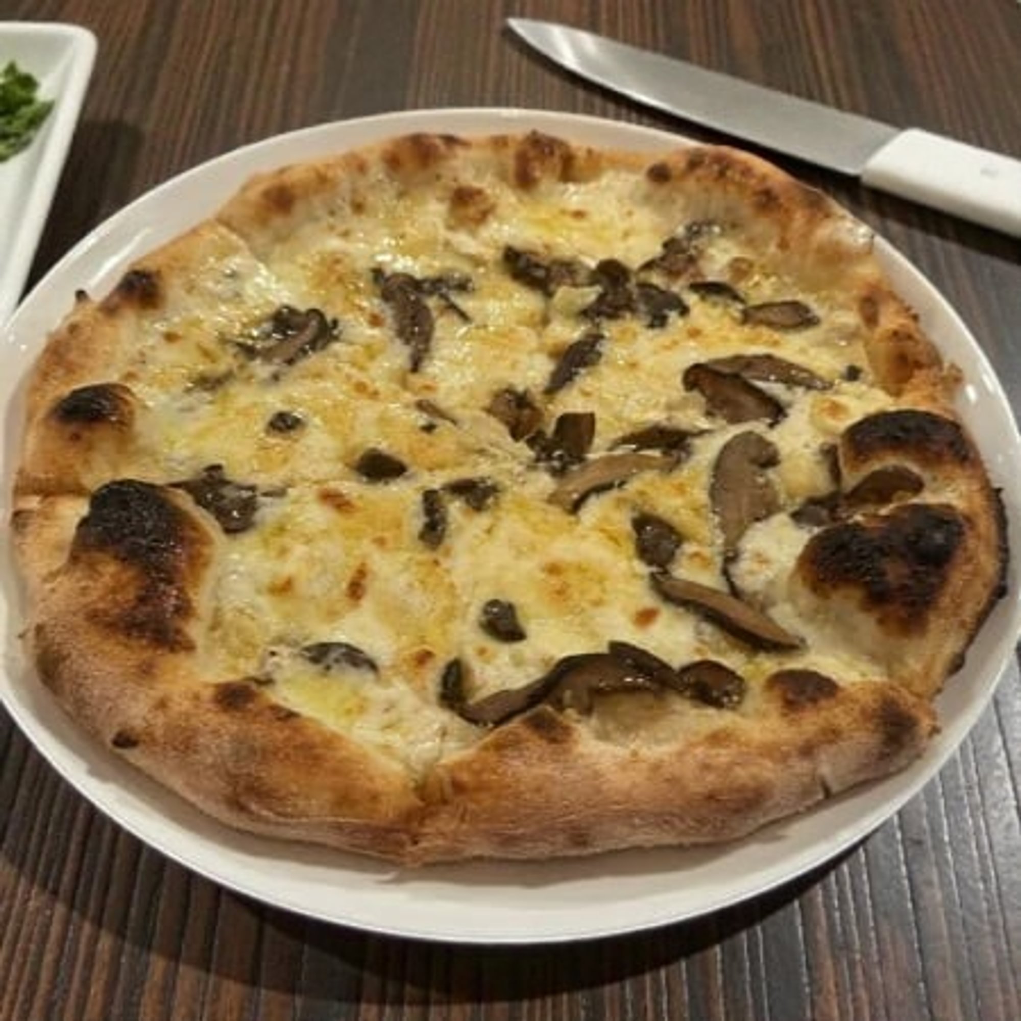 Tartufo Pizza