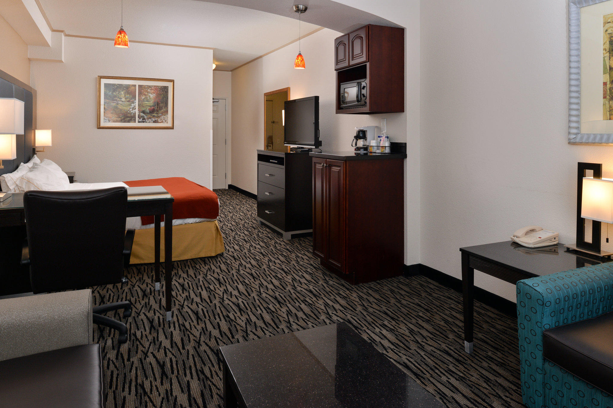 Holiday Inn Express & Suites Tacoma South - Lakewood Photo