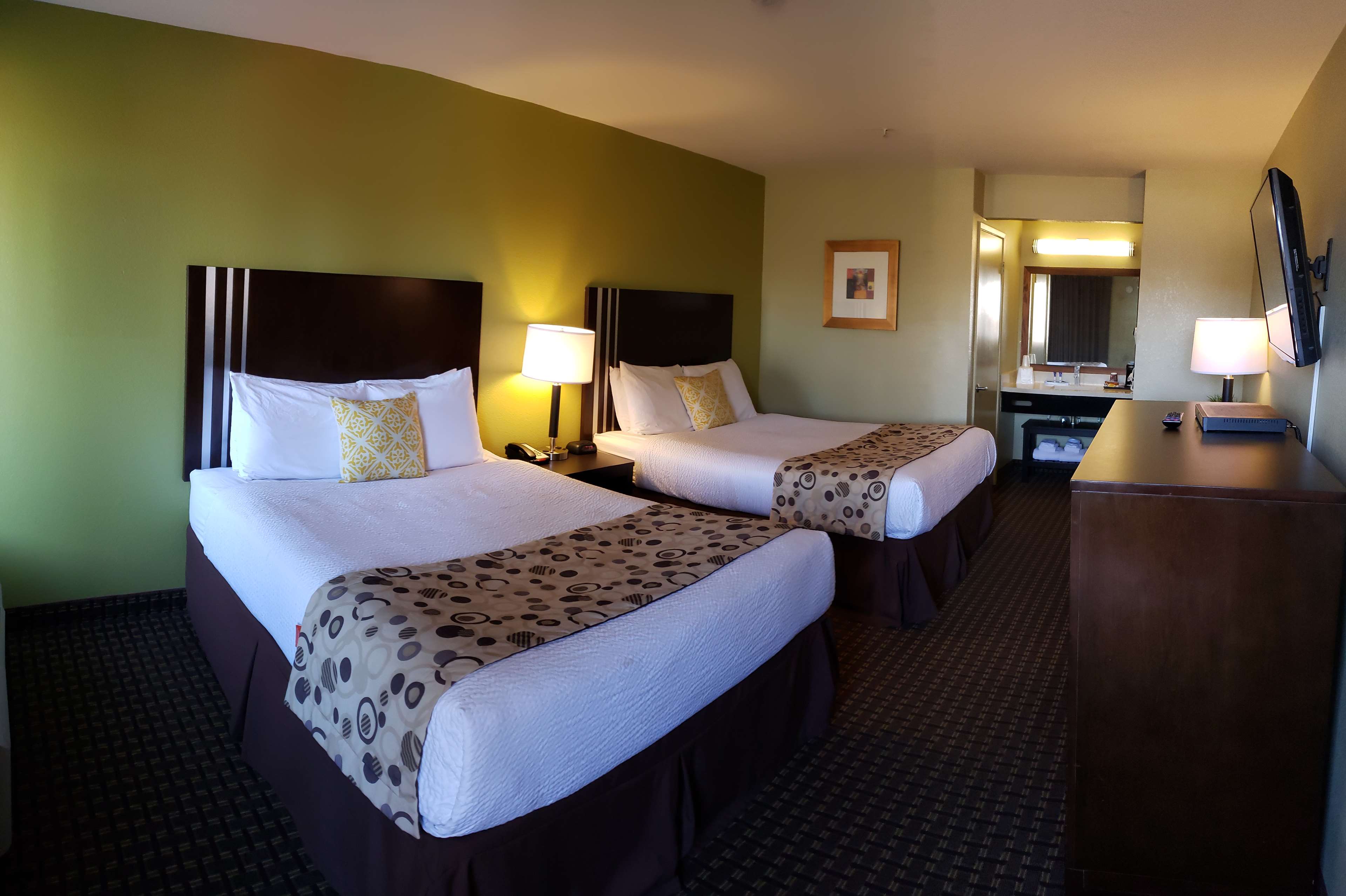 SureStay Hotel by Best Western Vallejo Napa Valley Photo