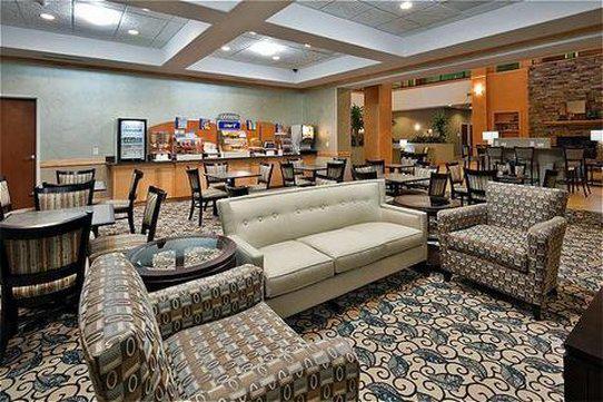 Holiday Inn Express & Suites Atlanta Southwest-Fairburn Photo