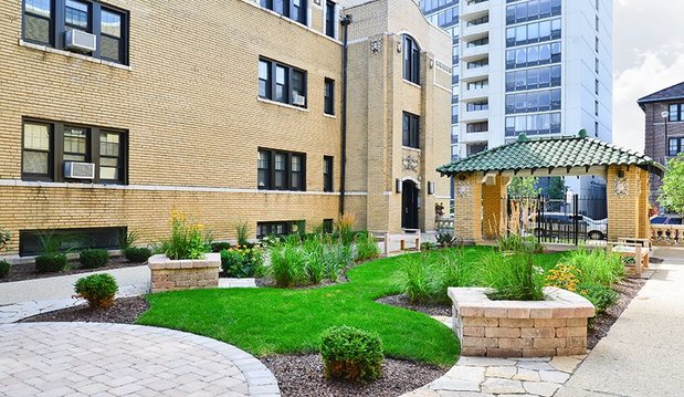 Images Irving Courts by Reside