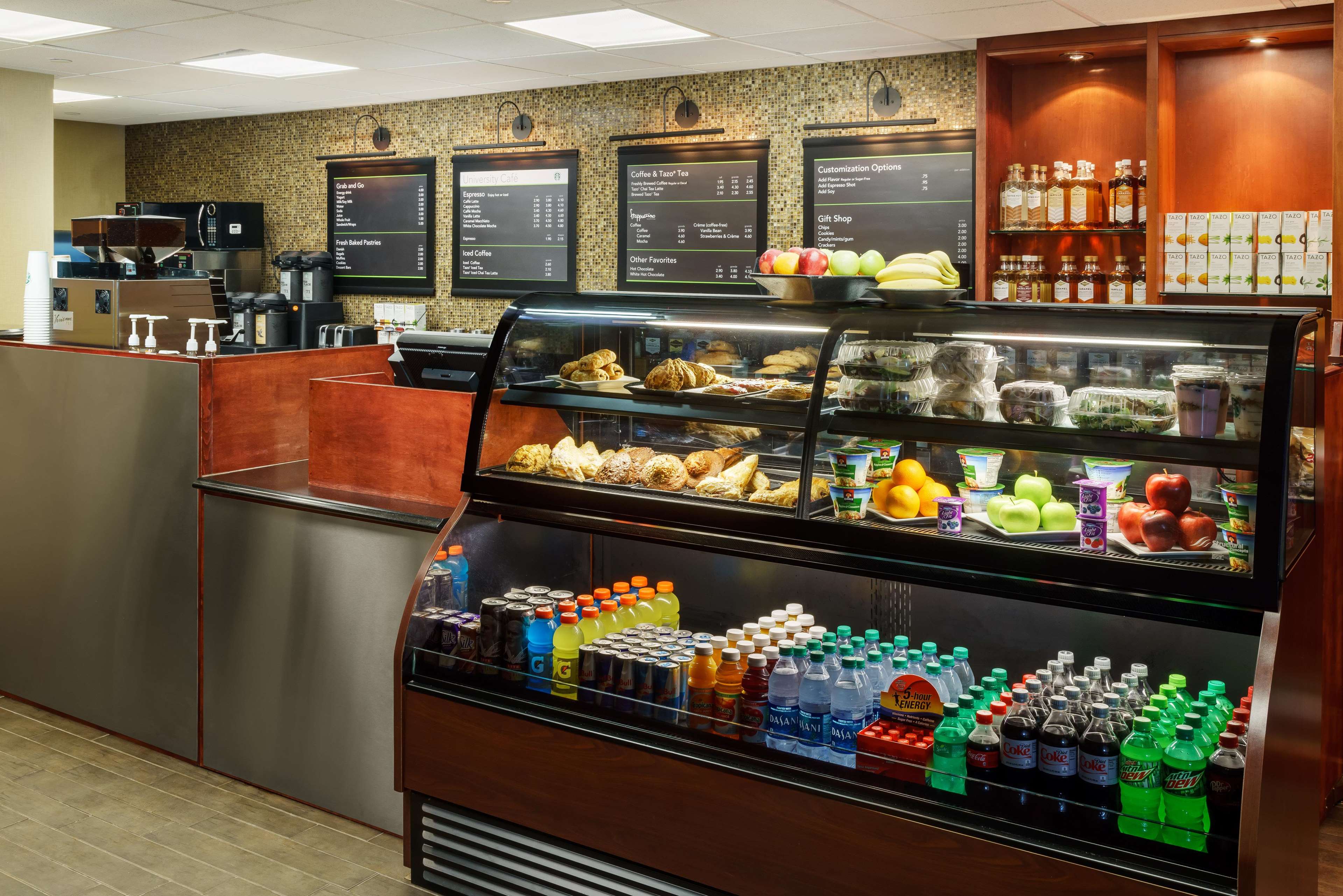 Hilton Charlotte University Place Photo