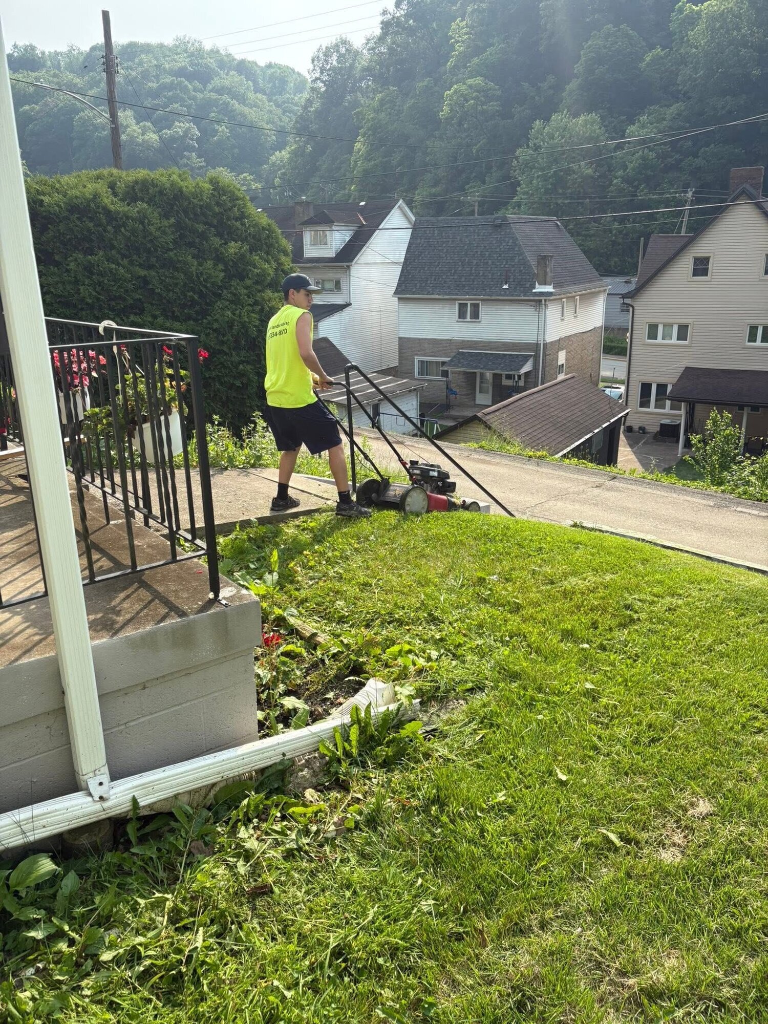 Gabriel Landscaping Image