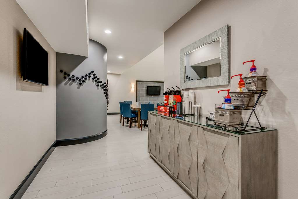 Best Western Huntsville Inn & Suites Image