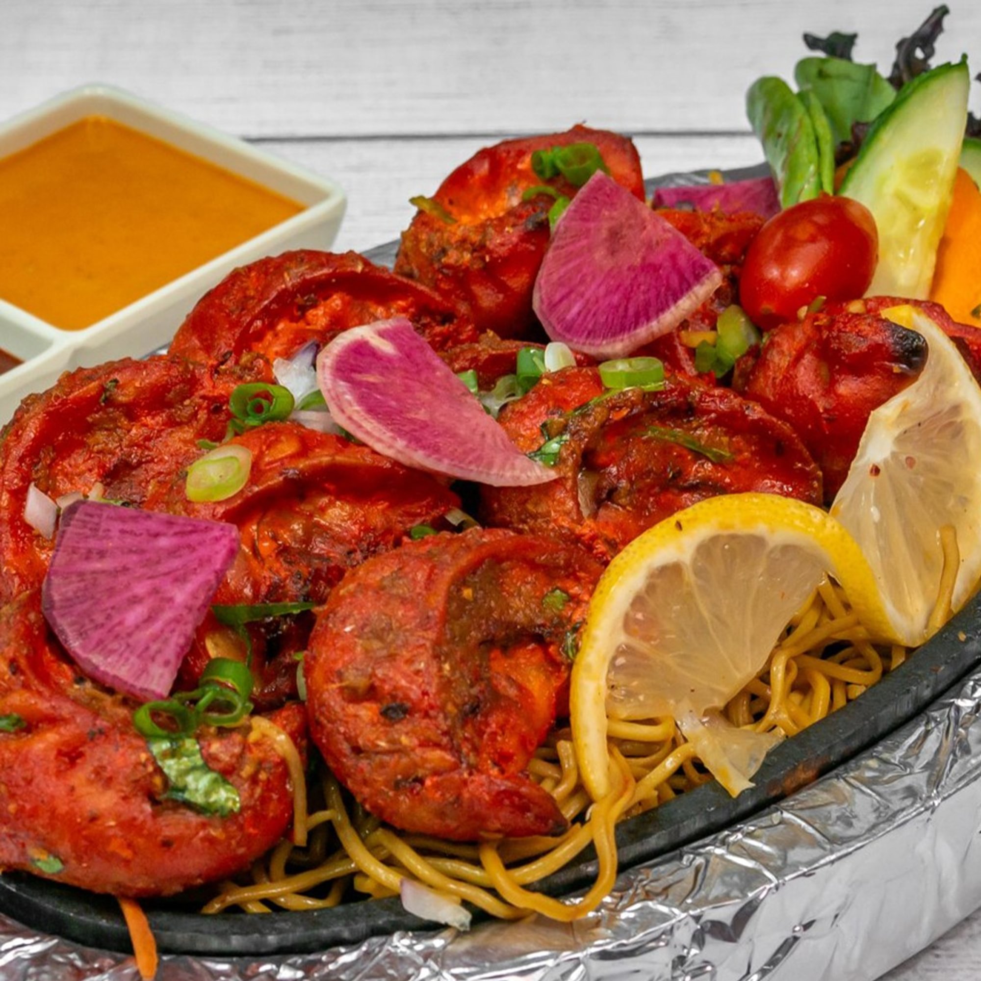 Tandoori Momo - Chicken with Chowmein