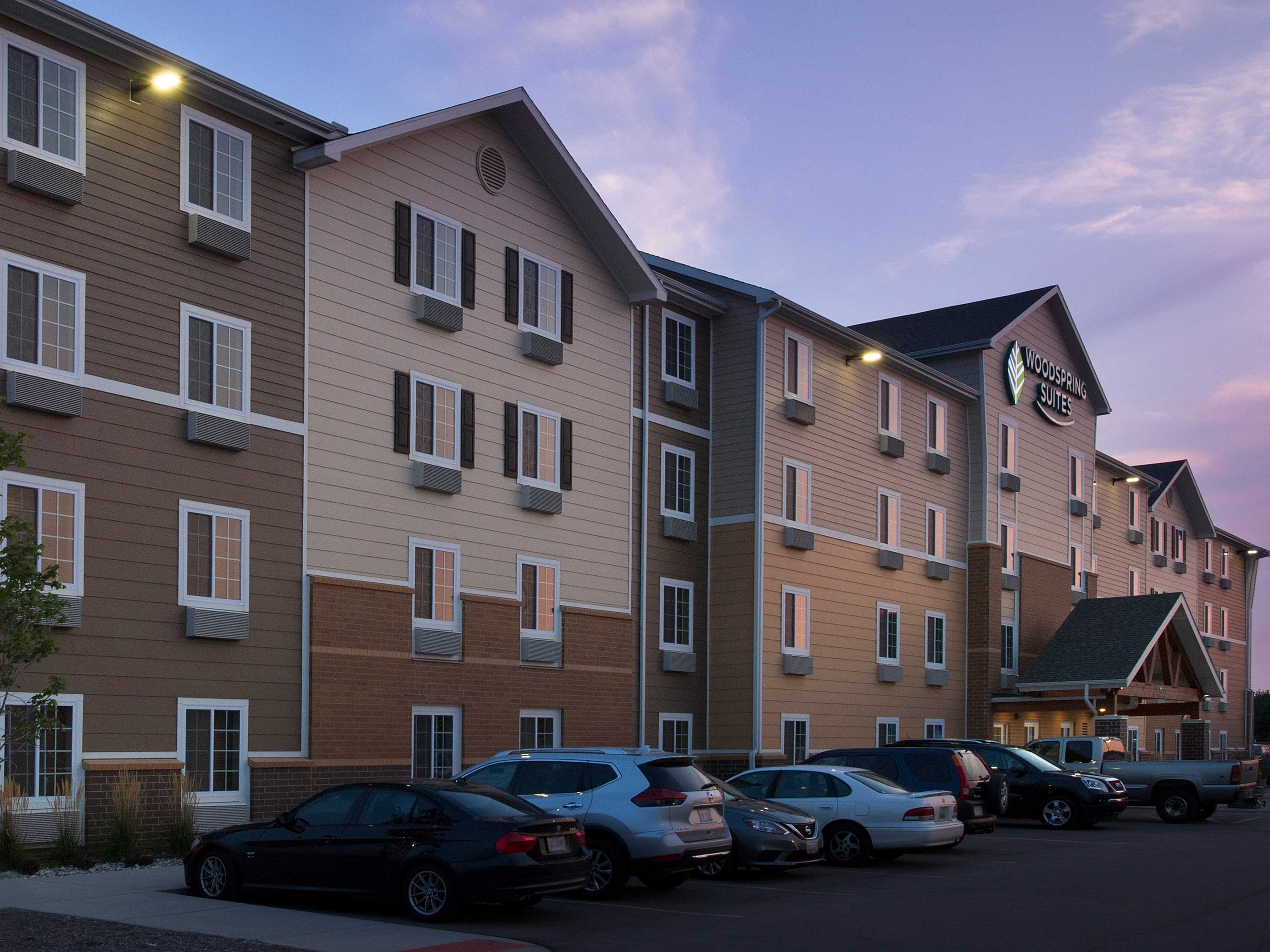 WoodSpring Suites Grand Rapids South Photo